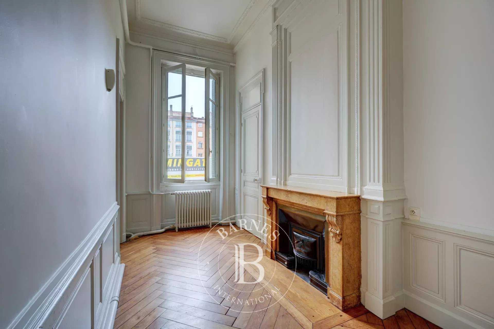 Lyon  - Appartement 4 Pi&egrave;ces 3 Chambres