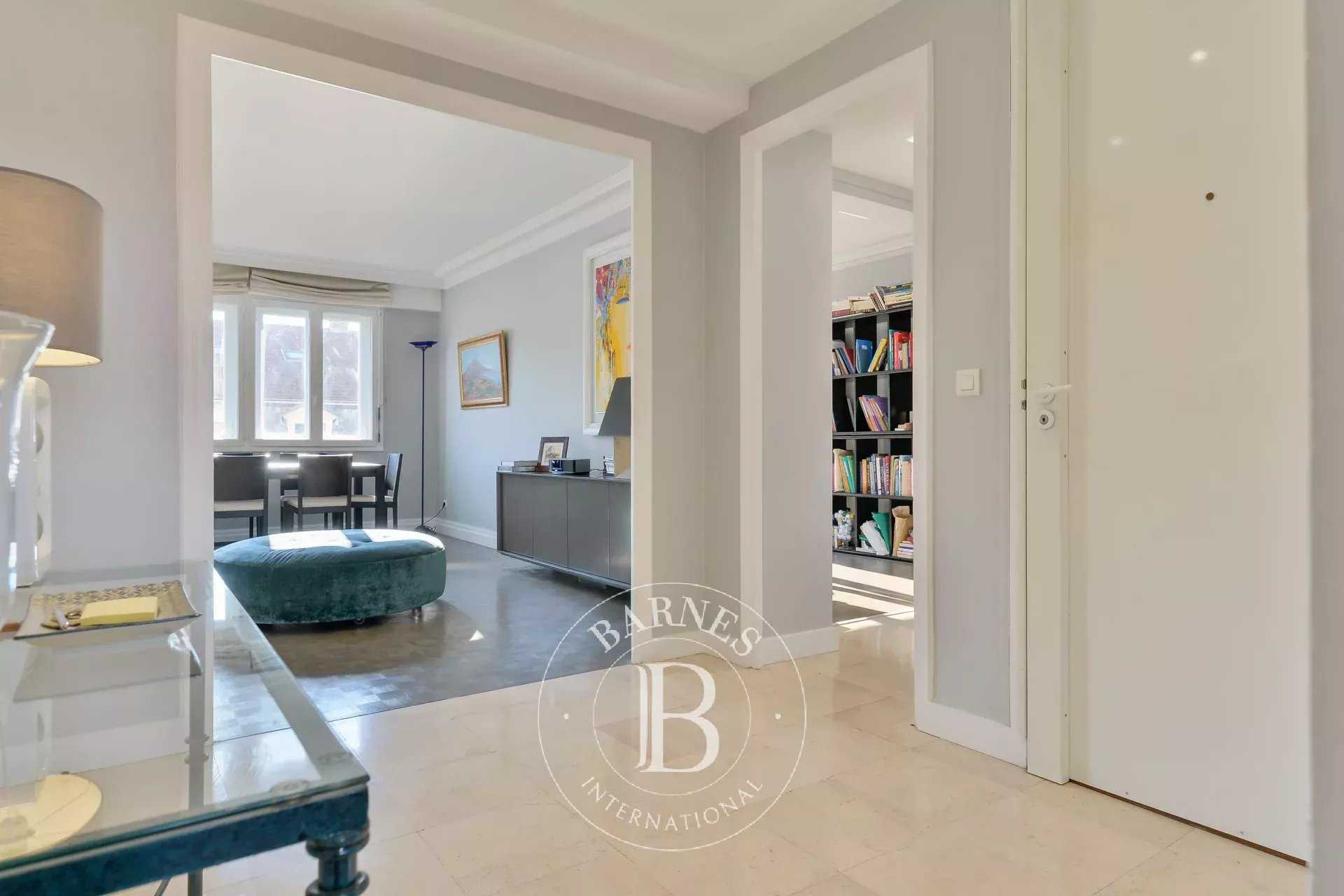 Lyon  - Piso 3 Cuartos 2 Habitaciones