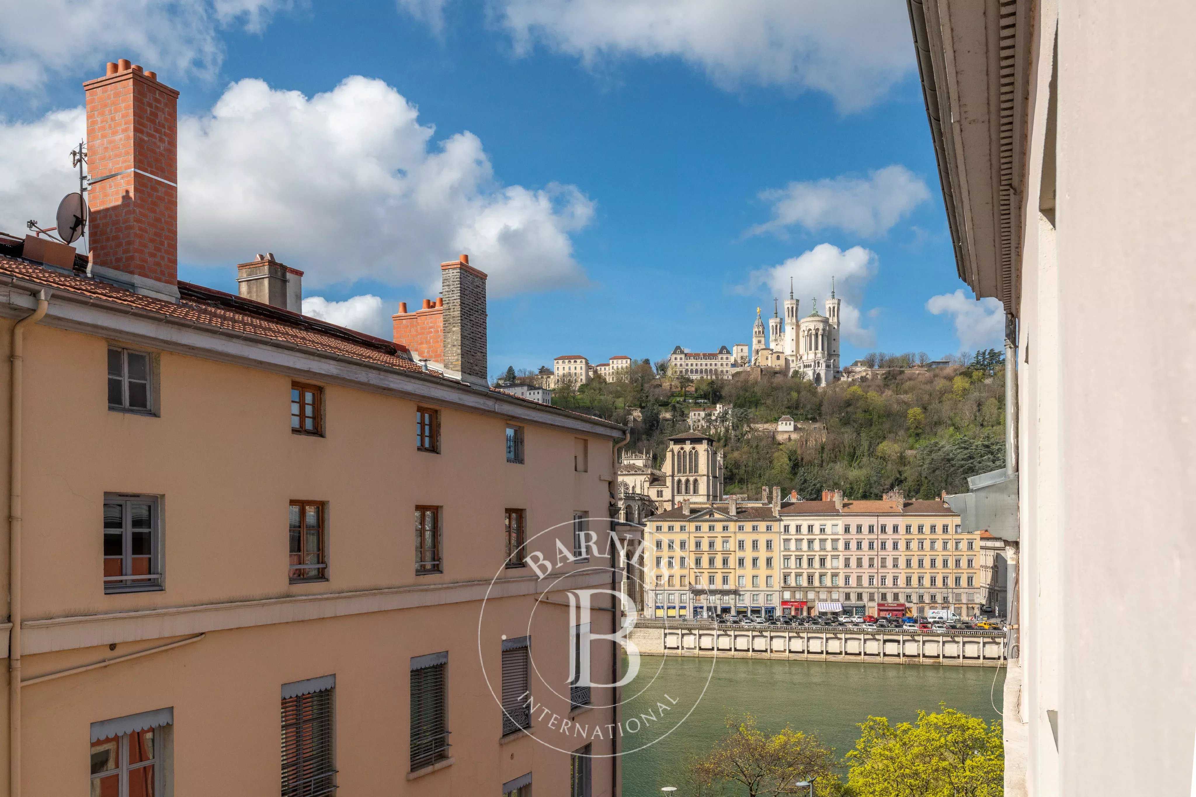 Lyon  - Appartement 3 Pi&egrave;ces 2 Chambres