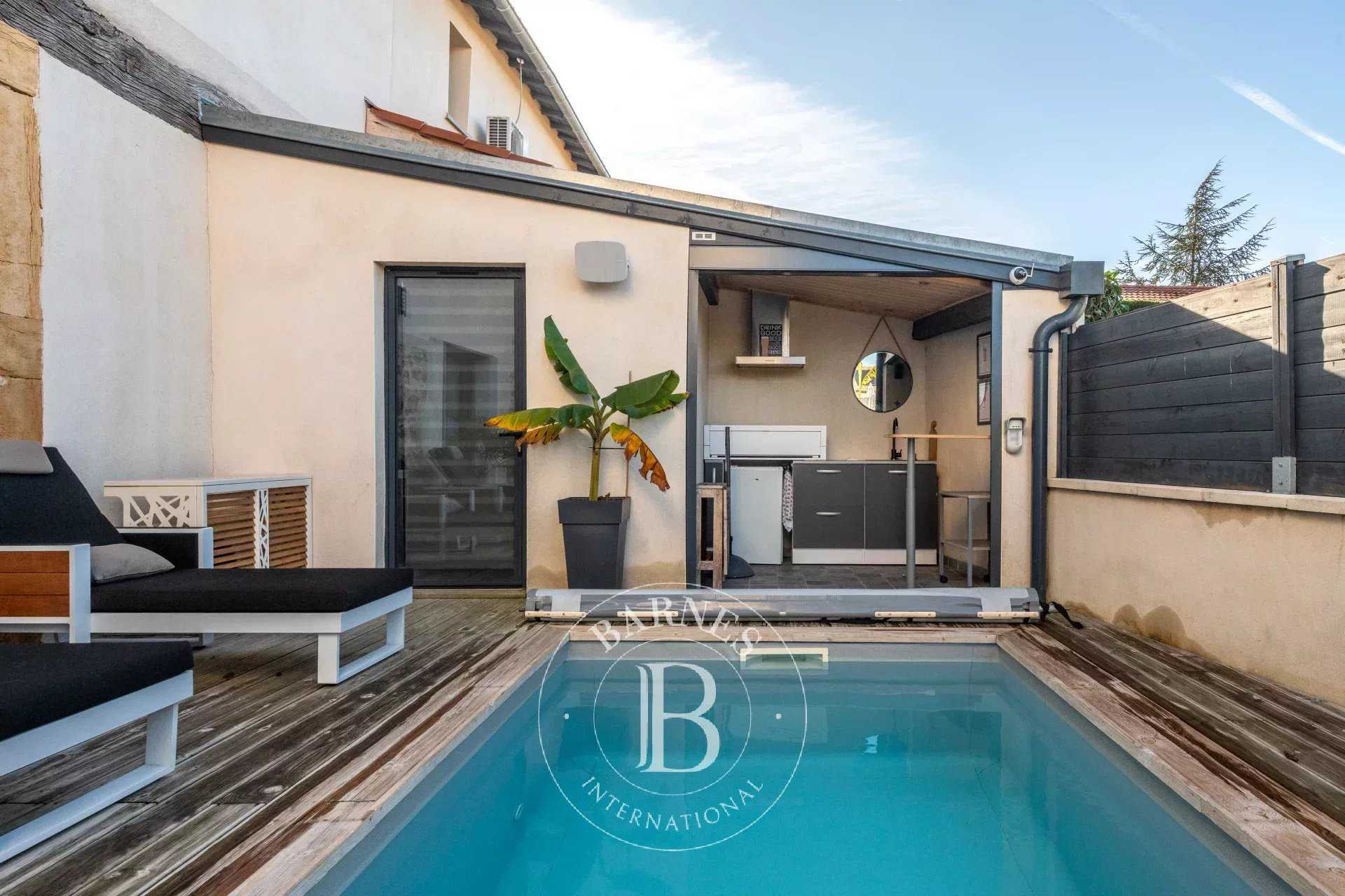 La Tour-de-Salvagny  - House 4 Bedrooms