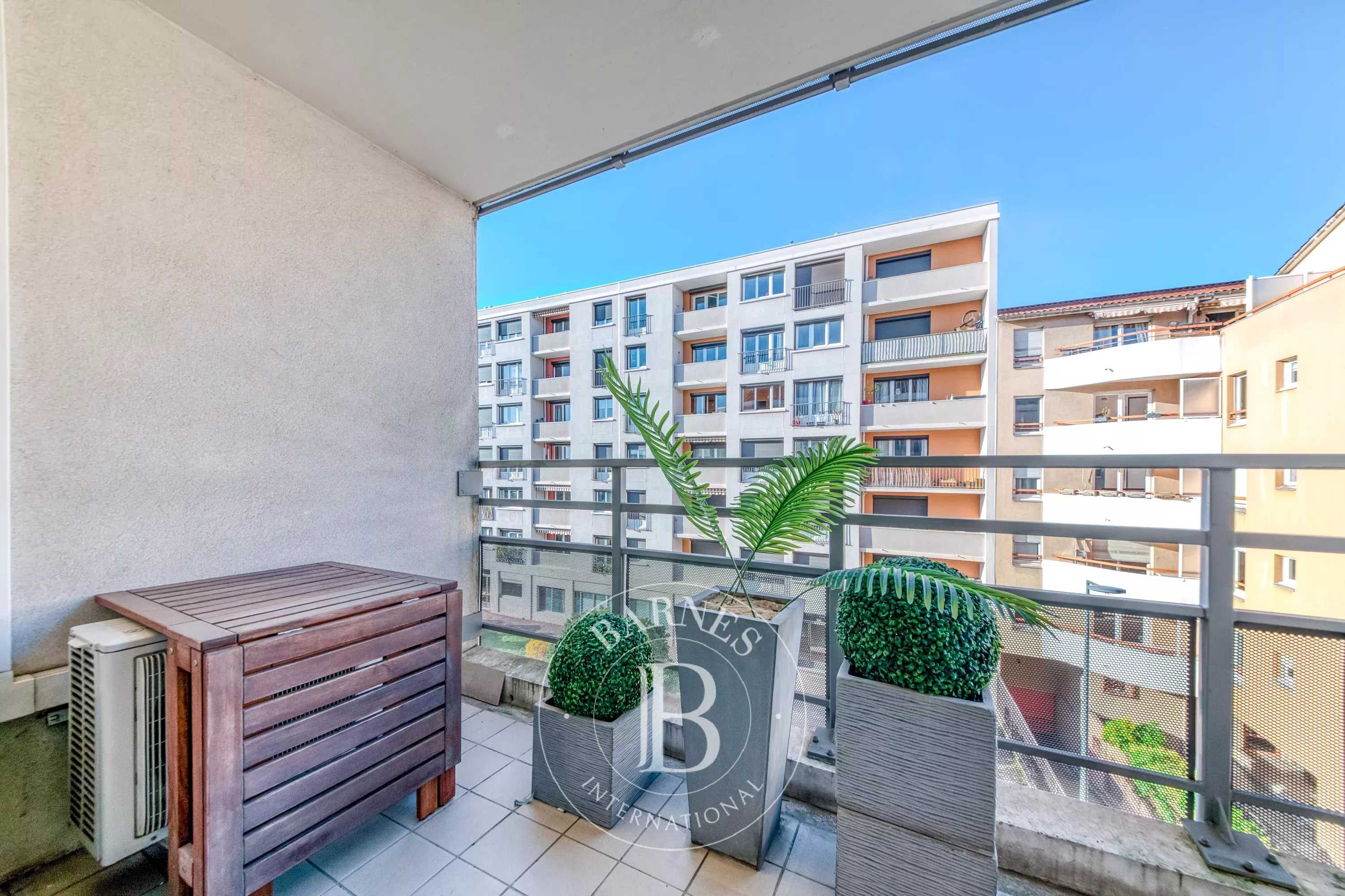 Villeurbanne  - Appartement 2 Pi&egrave;ces, 1 Chambre