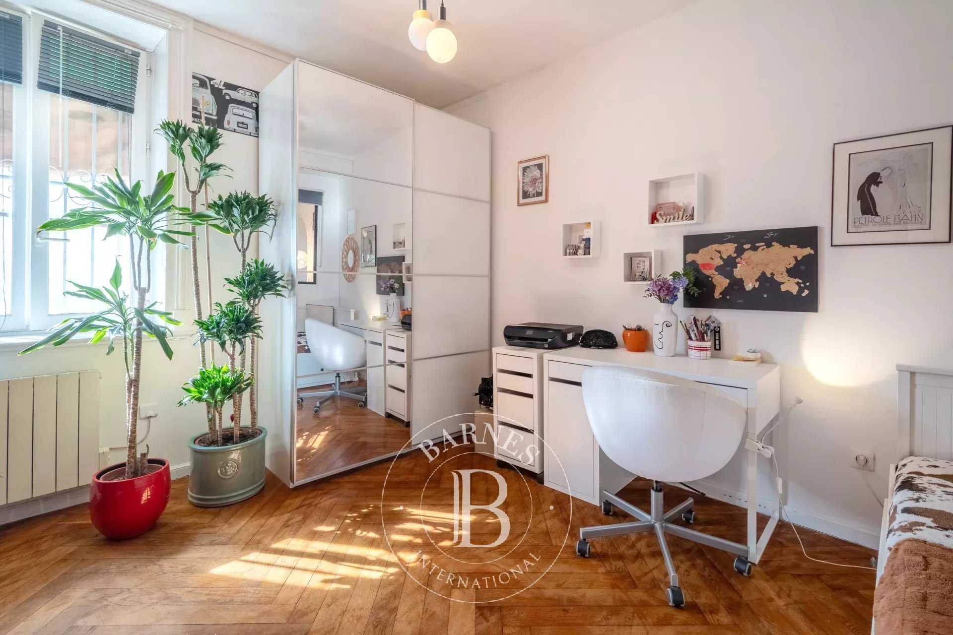 Lyon  - Appartement 4 Pièces 3 Chambres