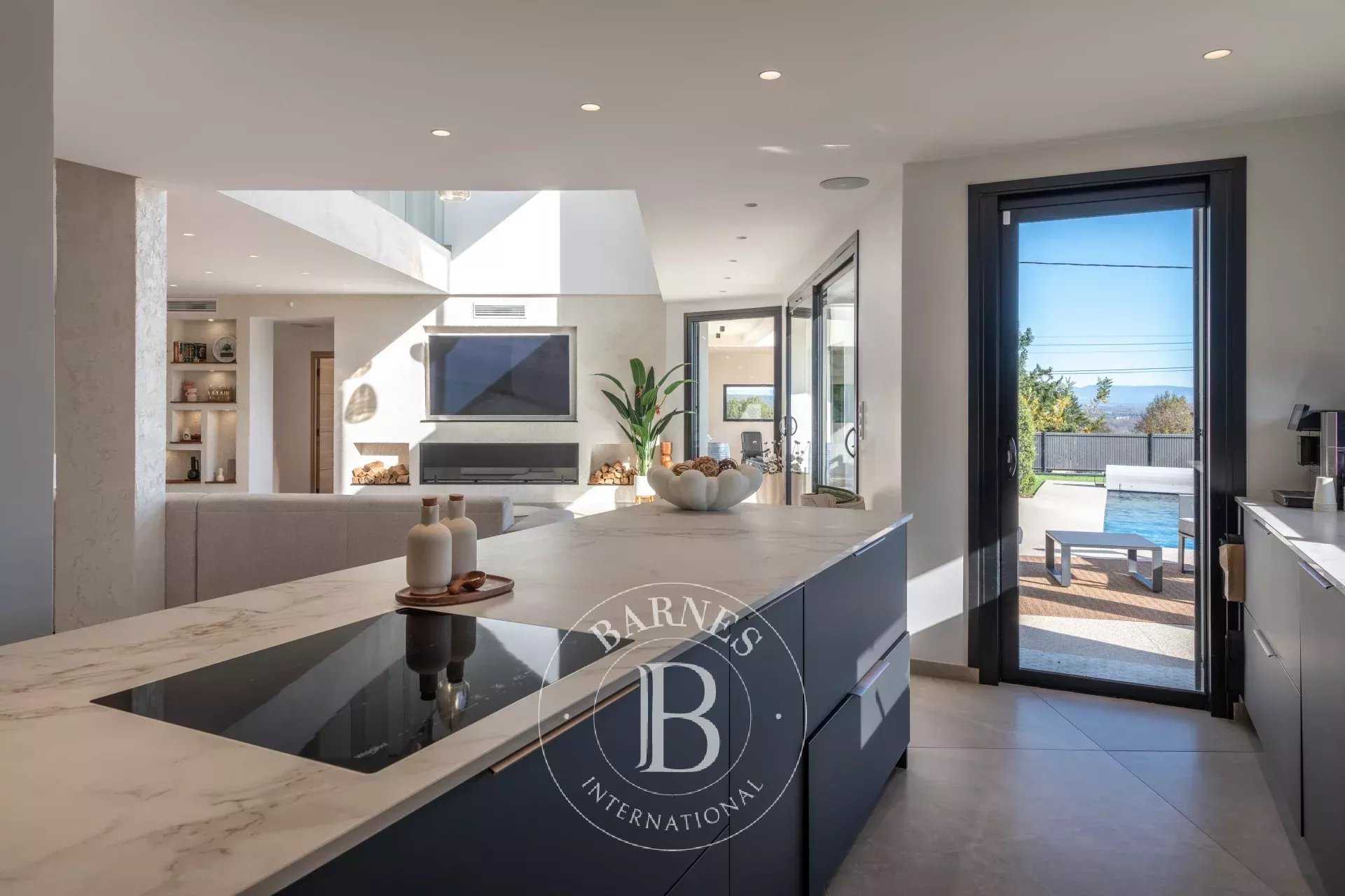 Neyron  - House 4 Bedrooms