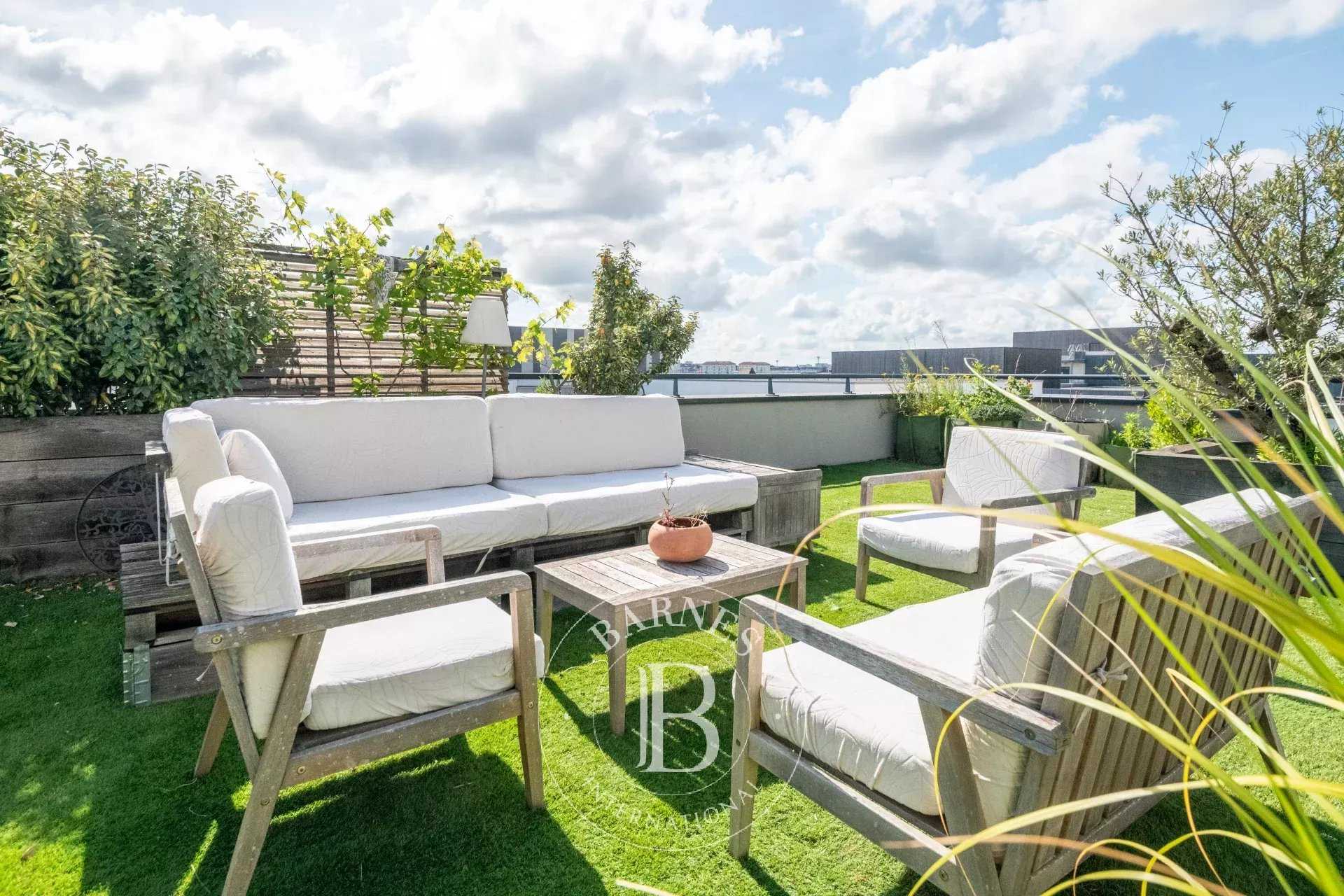 Lyon  - Appartement 3 Pi&egrave;ces, 1 Chambre