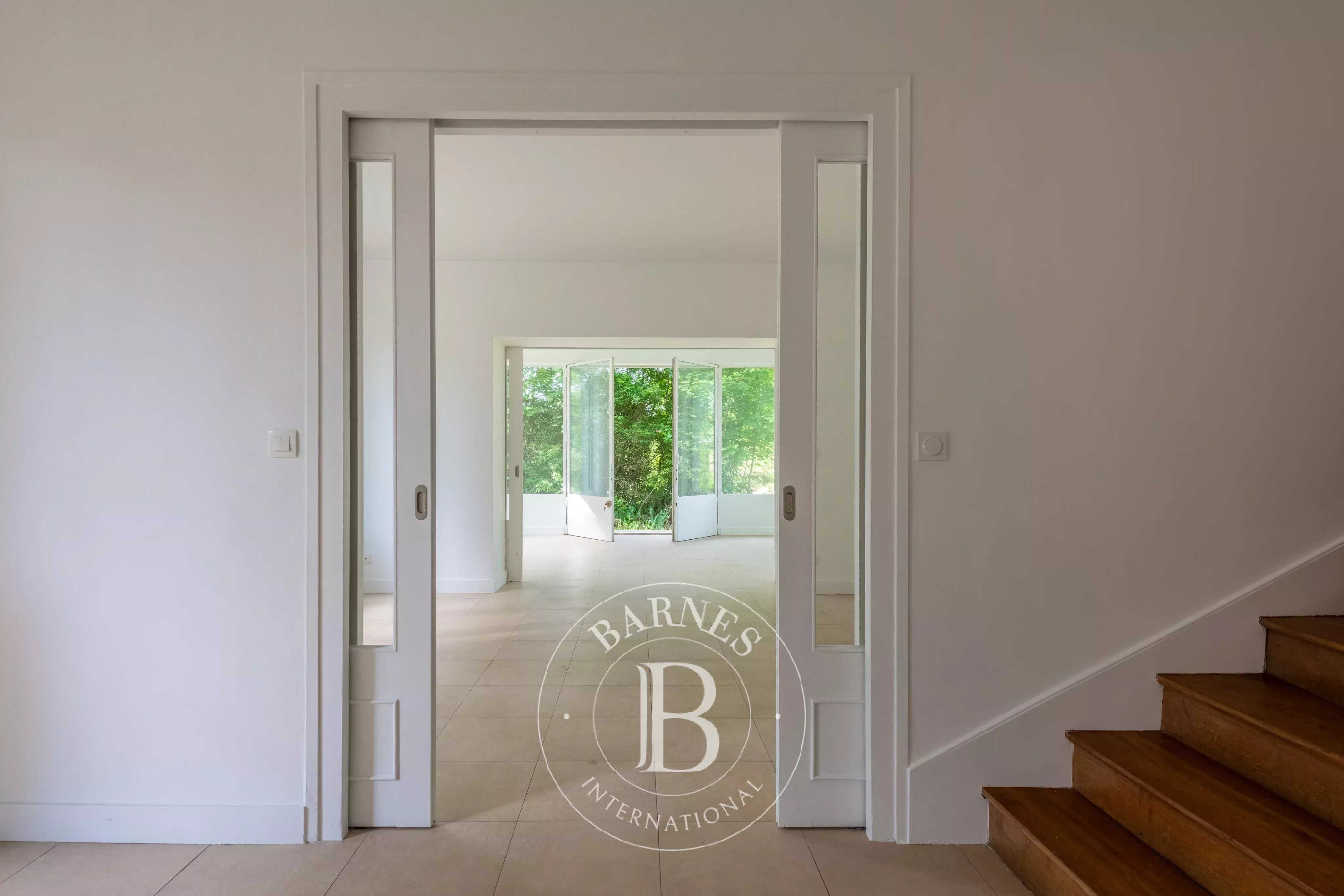 Sainte-Foy-lès-Lyon  - Propriété 6 Pi&egrave;ces 3 Chambres