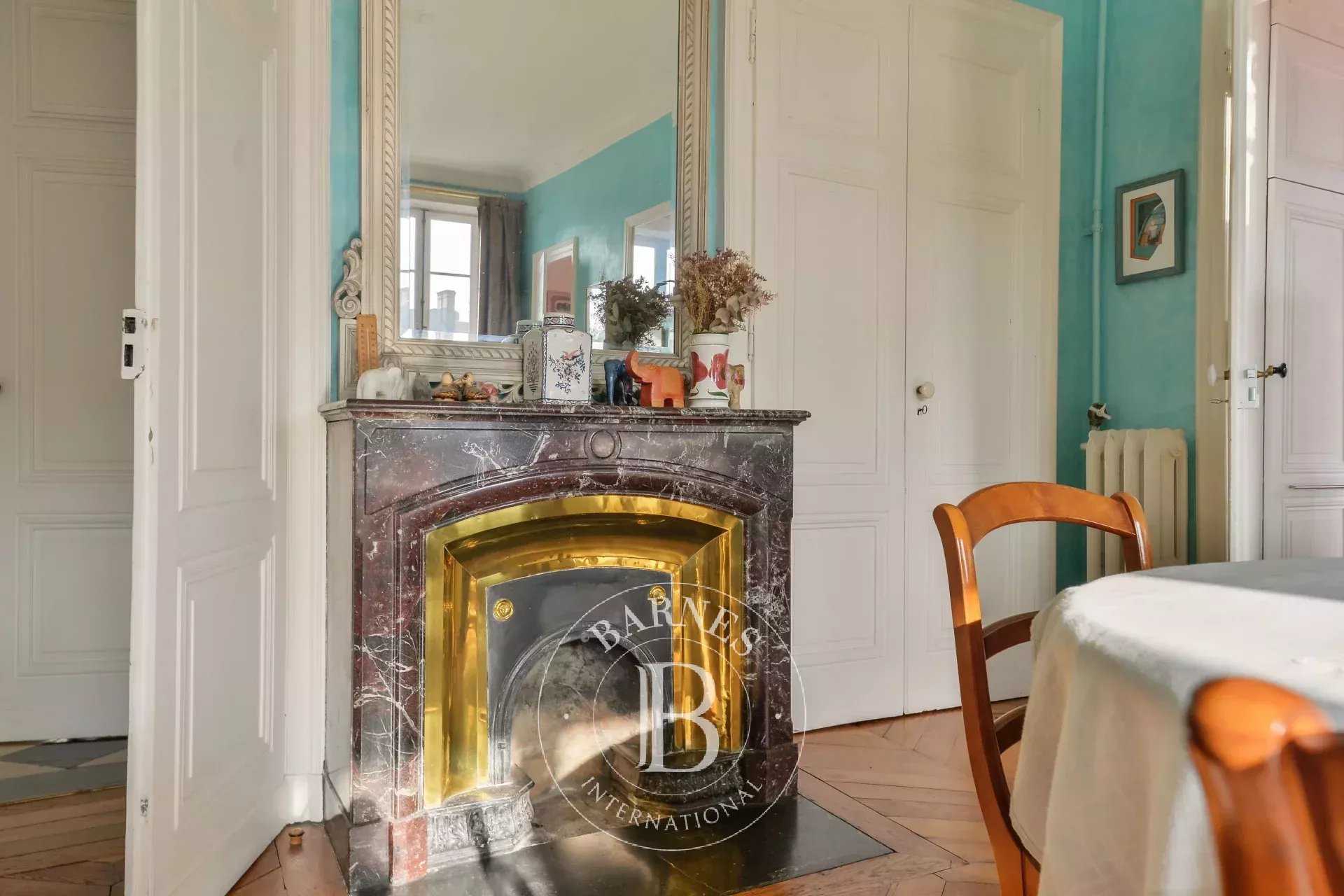 Lyon  - Apartment 4 Bedrooms