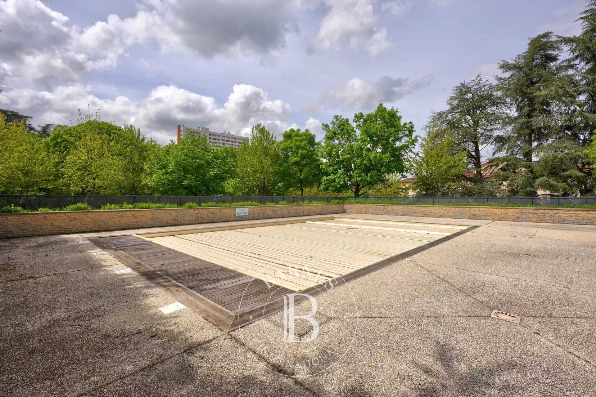 Lyon  - Appartement 5 Pi&egrave;ces 4 Chambres