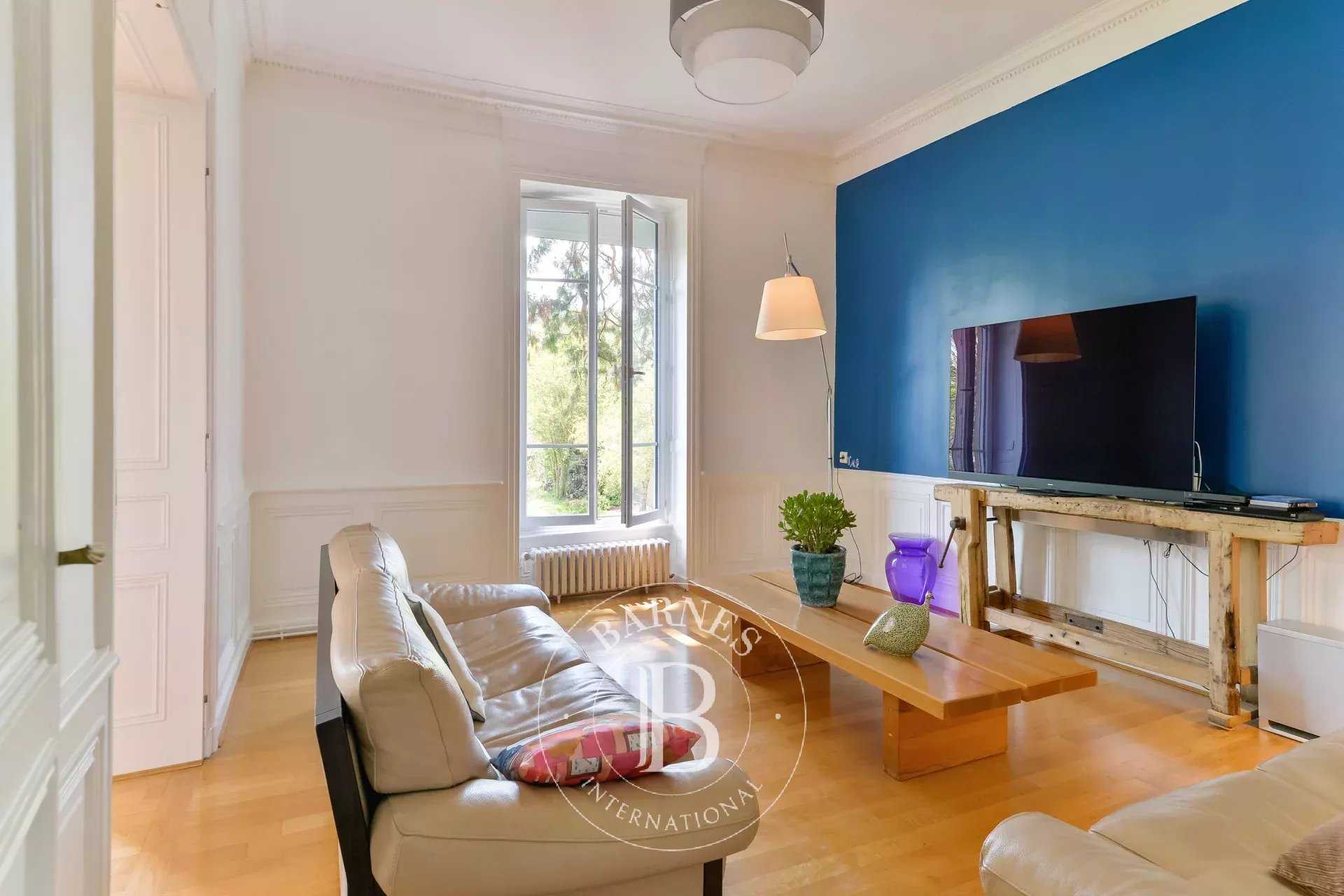 Chessy  - Property 7 Bedrooms