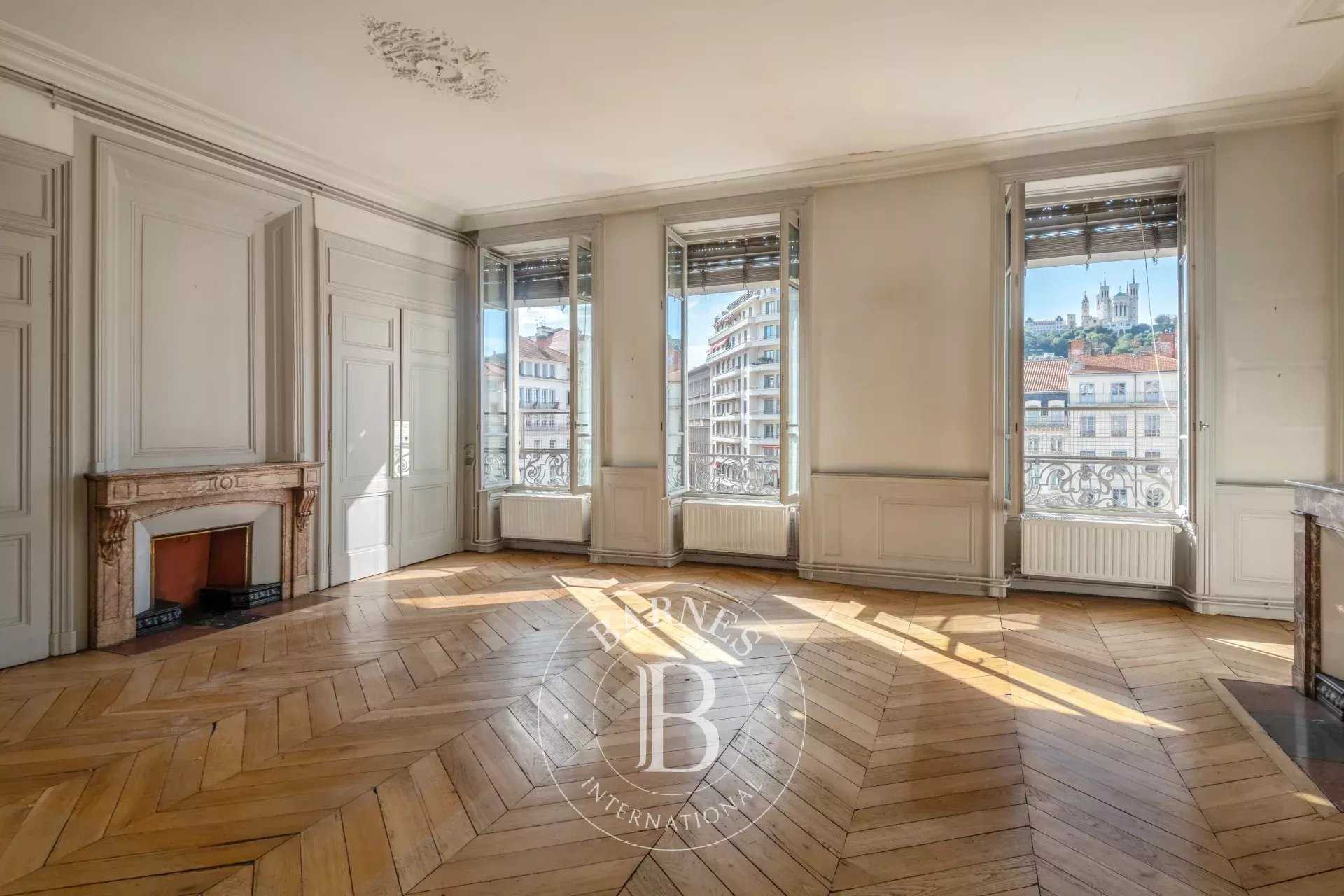 Lyon  - Appartement 4 Pi&egrave;ces 3 Chambres