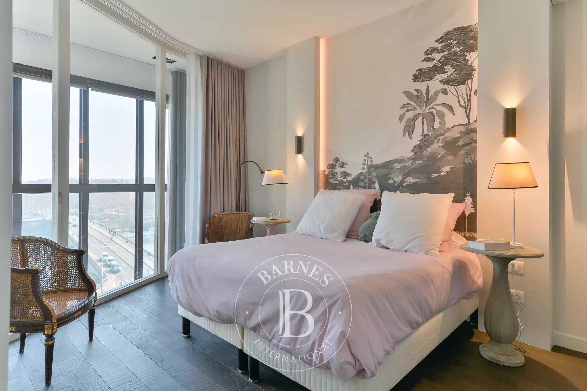 Lyon  - Appartement 5 Pi&egrave;ces 3 Chambres