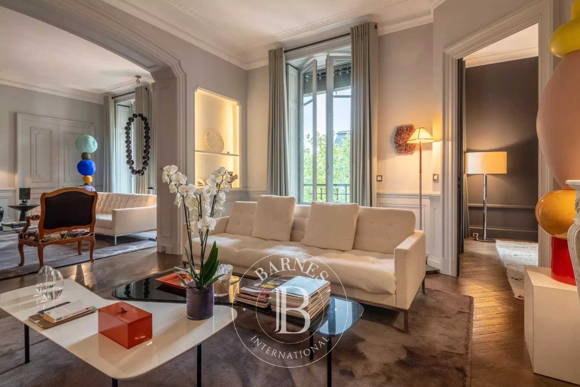 Lyon  - Apartment 3 Bedrooms