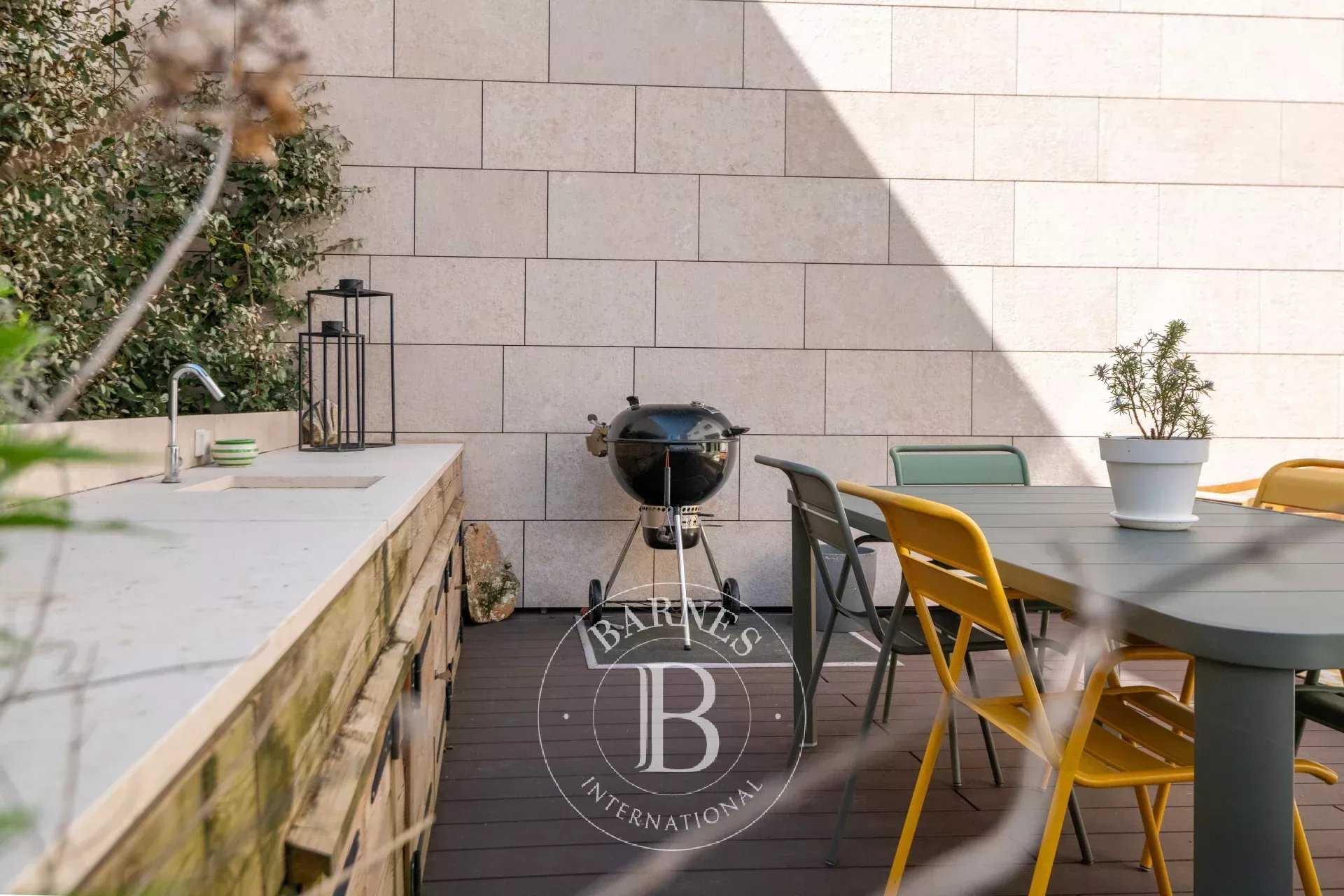 Lyon  - Apartment 3 Bedrooms