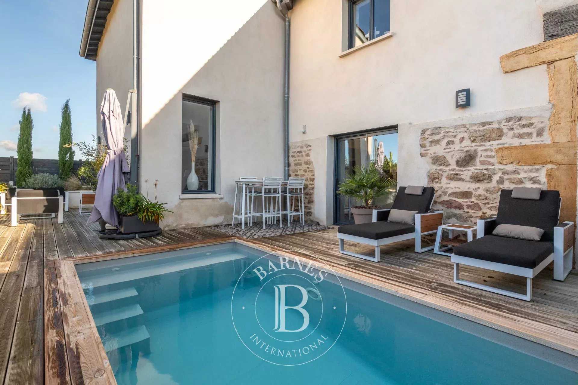 La Tour-de-Salvagny  - House 4 Bedrooms