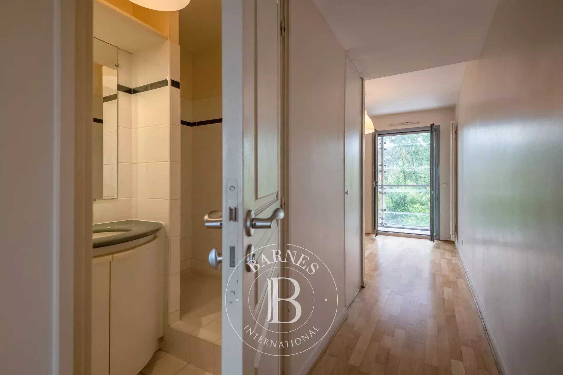 Lyon  - Appartement 4 Pièces 3 Chambres