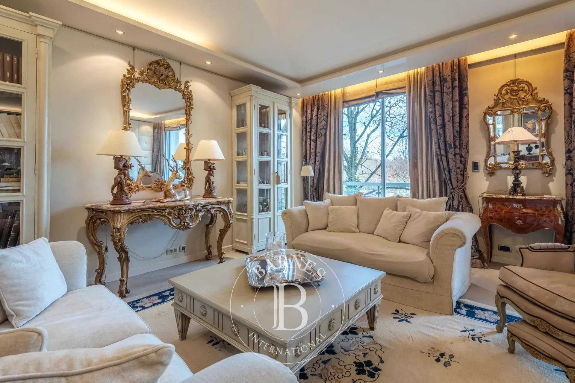 Lyon  - Apartment 3 Bedrooms