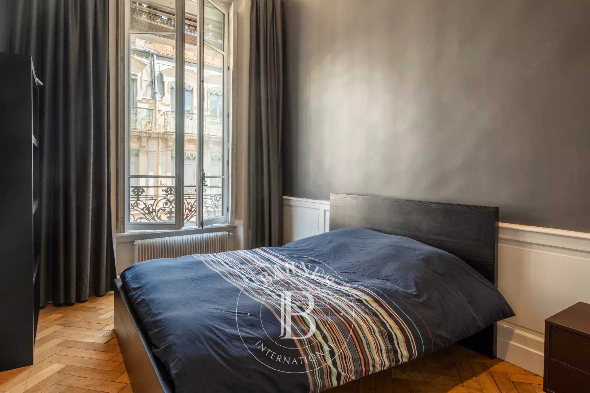 Lyon  - Piso 3 Cuartos 2 Habitaciones