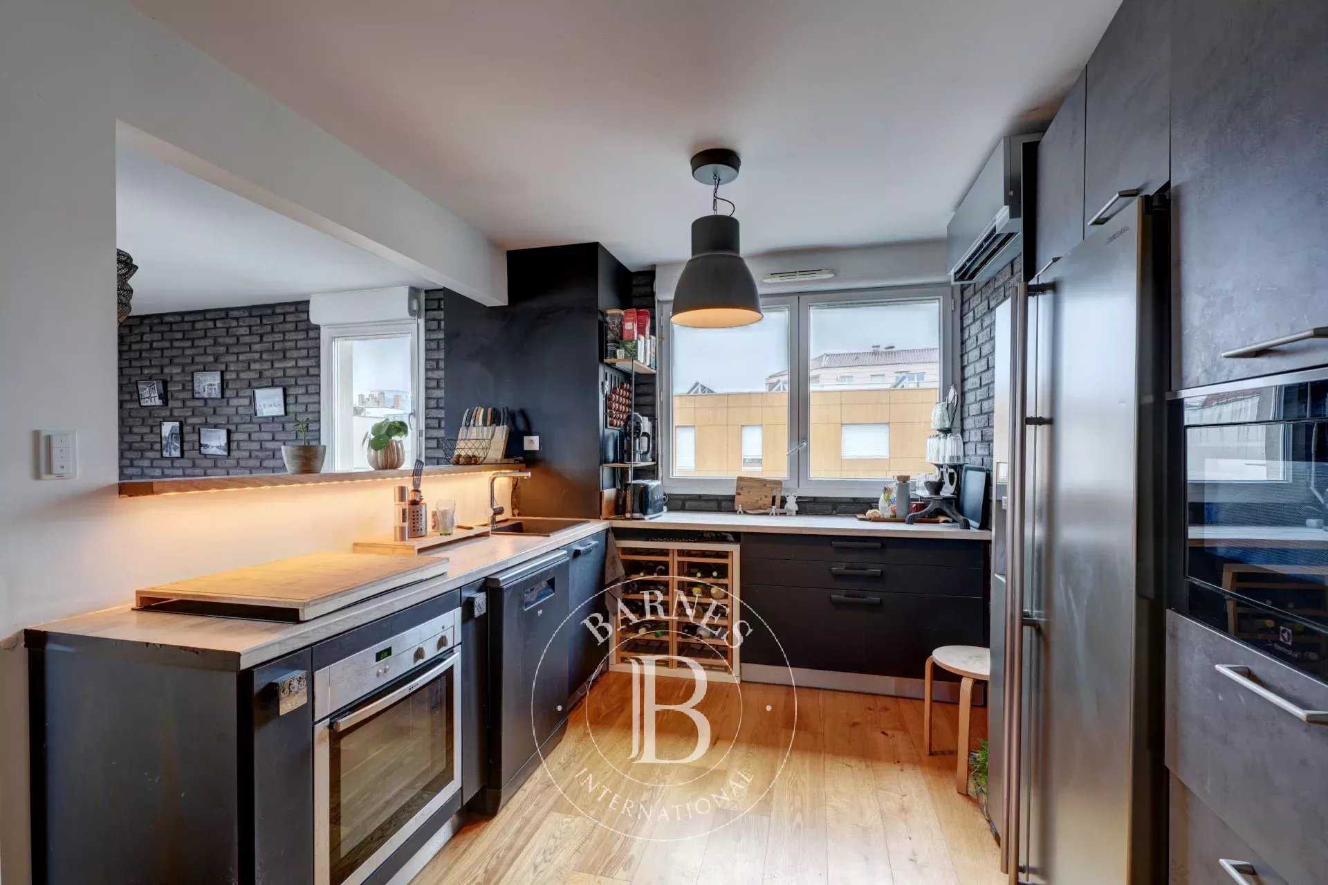 Lyon  - Appartement 3 Pi&egrave;ces, 1 Chambre