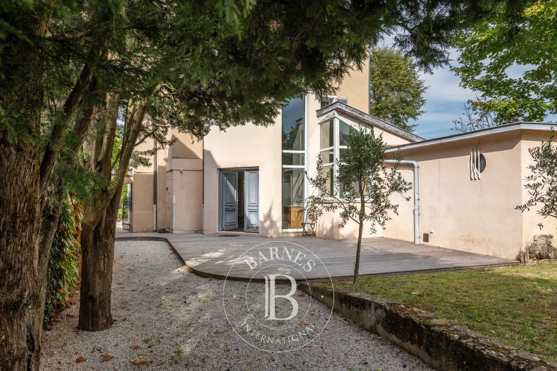 Caluire-et-Cuire  - House 6 Bedrooms