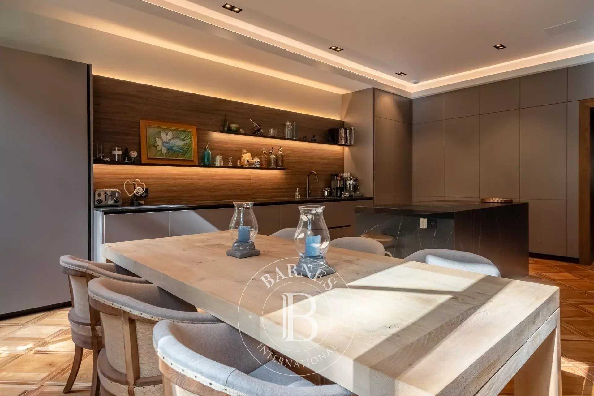 Lyon  - Apartment 3 Bedrooms