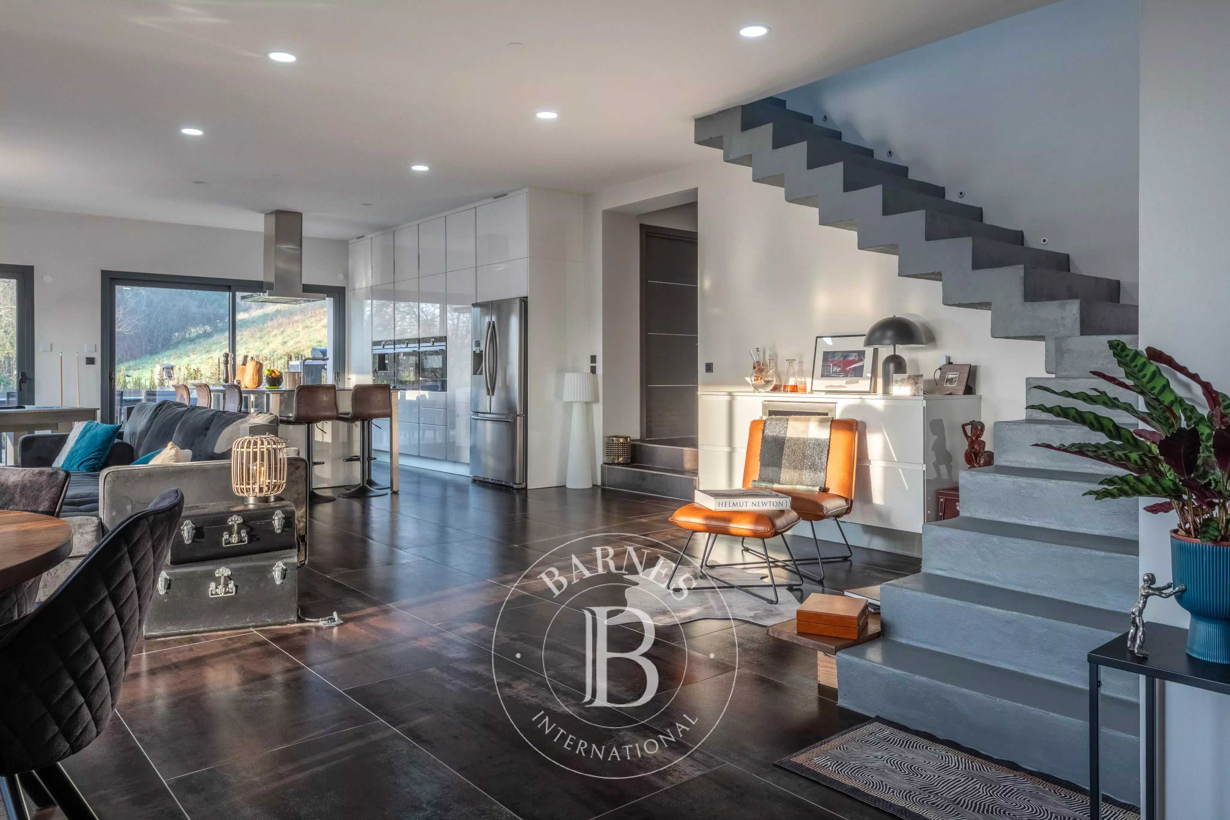 Sainte-Foy-lès-Lyon  - Maison 6 Pi&egrave;ces 5 Chambres