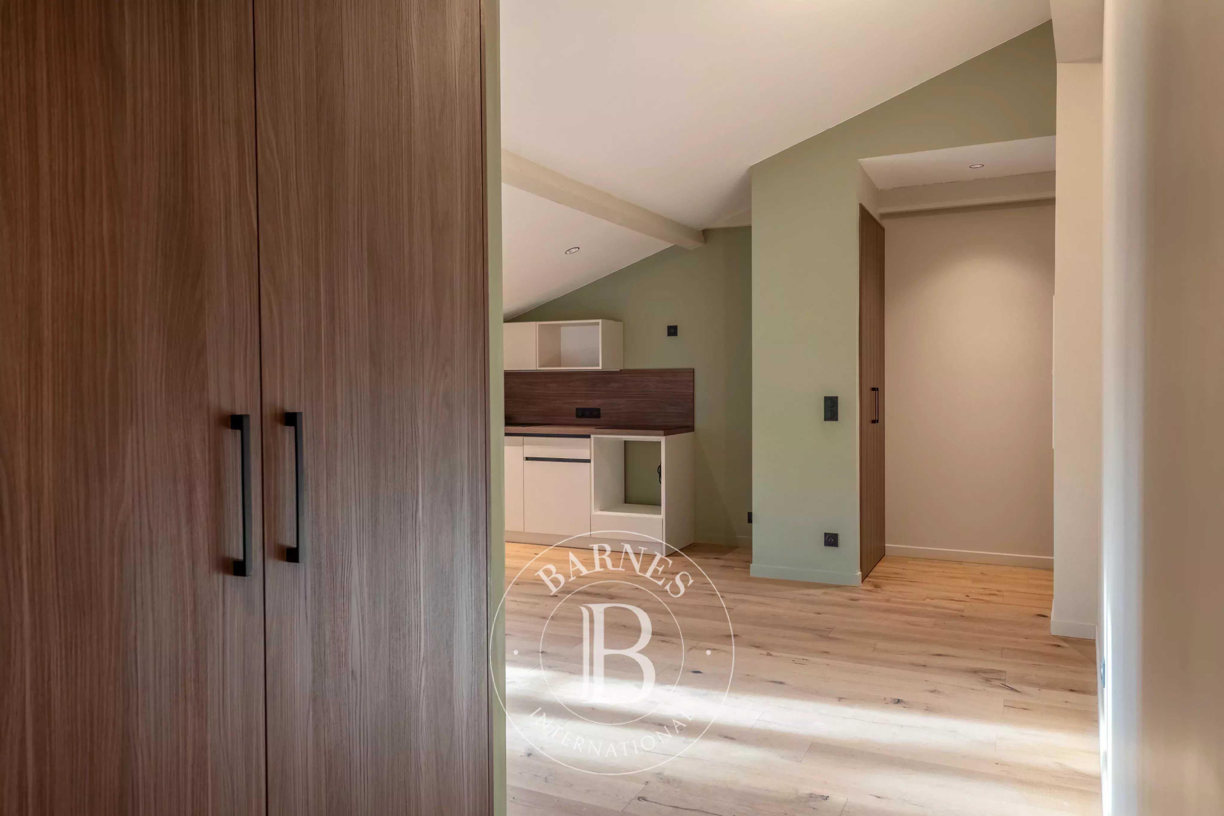 Lyon  - Appartement 3 Pi&egrave;ces 2 Chambres