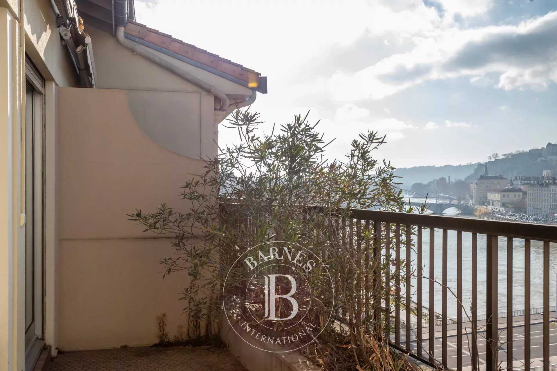 Lyon  - Piso 6 Cuartos 3 Habitaciones