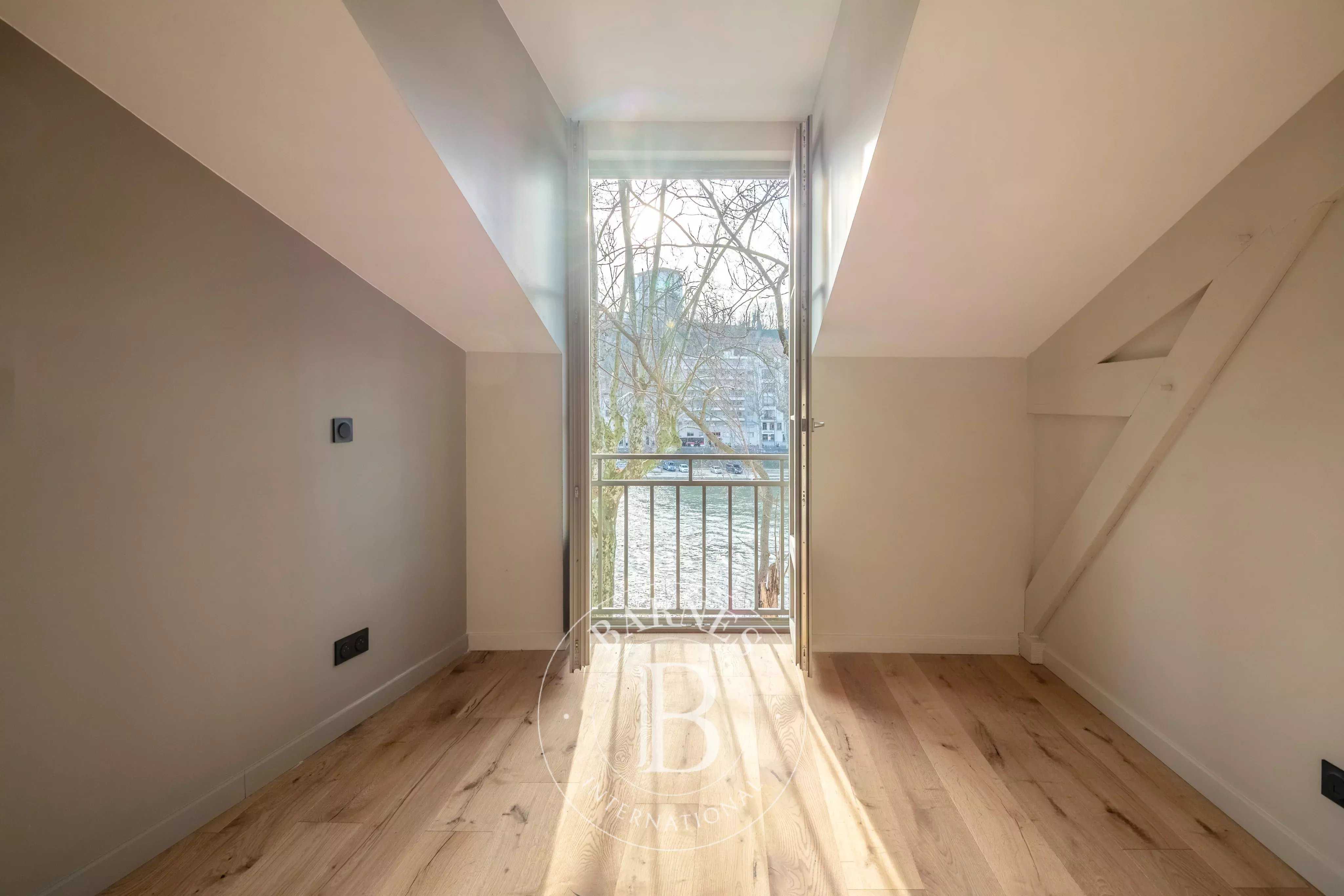 Lyon  - Appartement 3 Pi&egrave;ces 2 Chambres