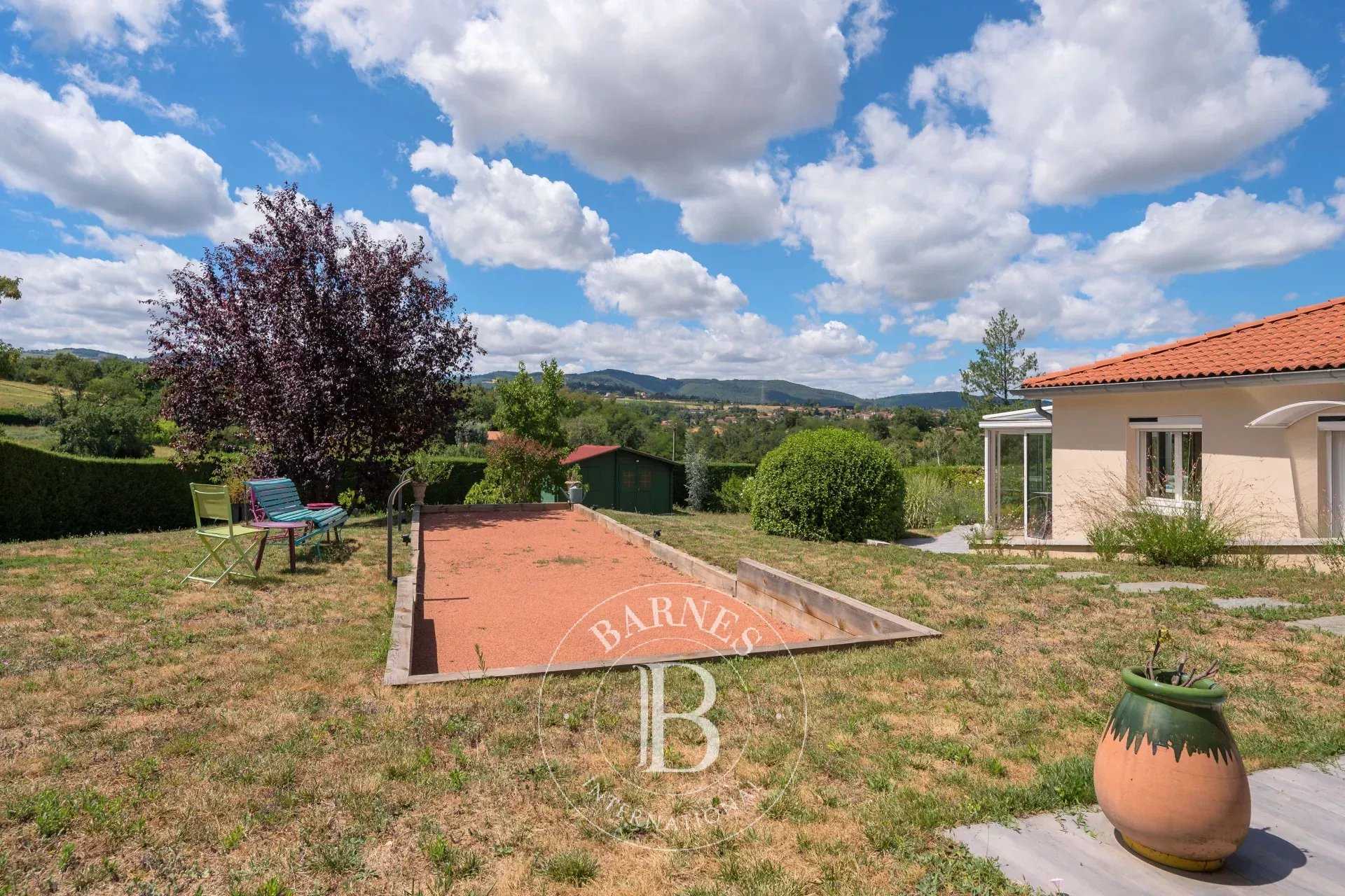 Brindas  - House 6 Bedrooms