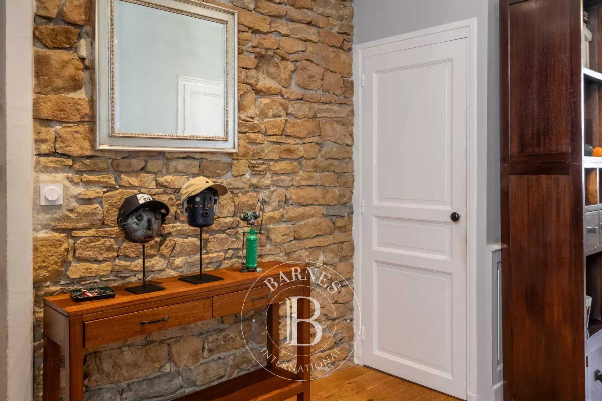 Lyon  - Piso 3 Cuartos 2 Habitaciones