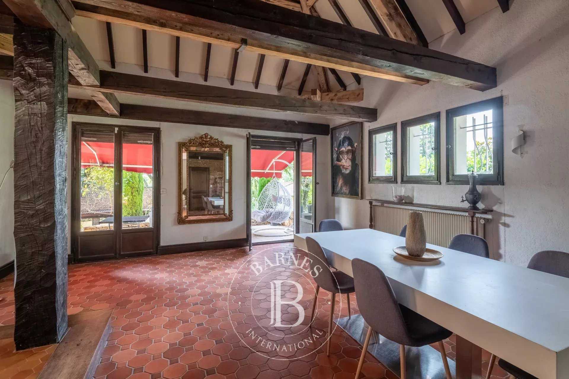 Saint-Cyr-au-Mont-d'Or  - House 3 Bedrooms