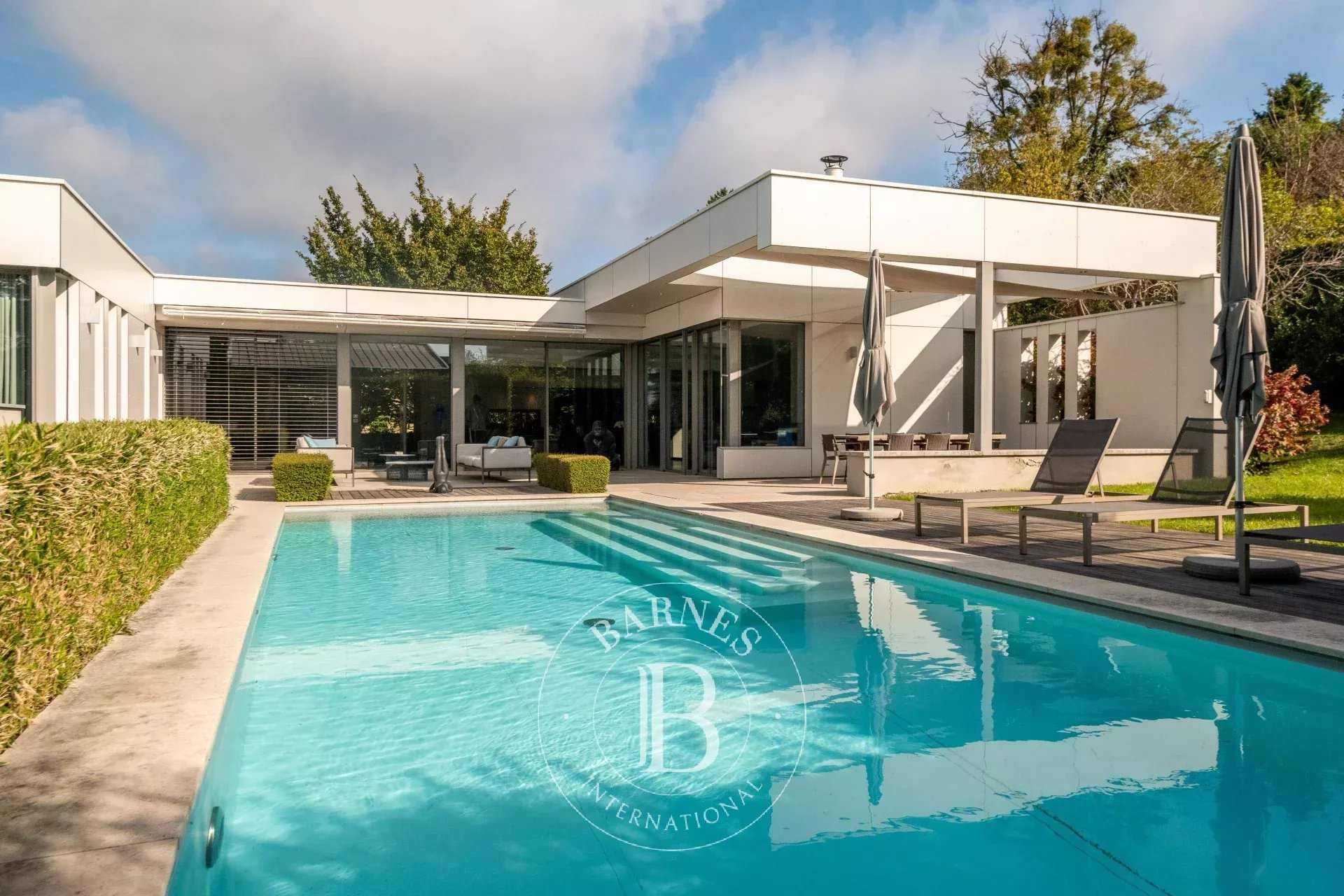 Saint-Cyr-au-Mont-d'Or  - Maison 7 Pi&egrave;ces 4 Chambres