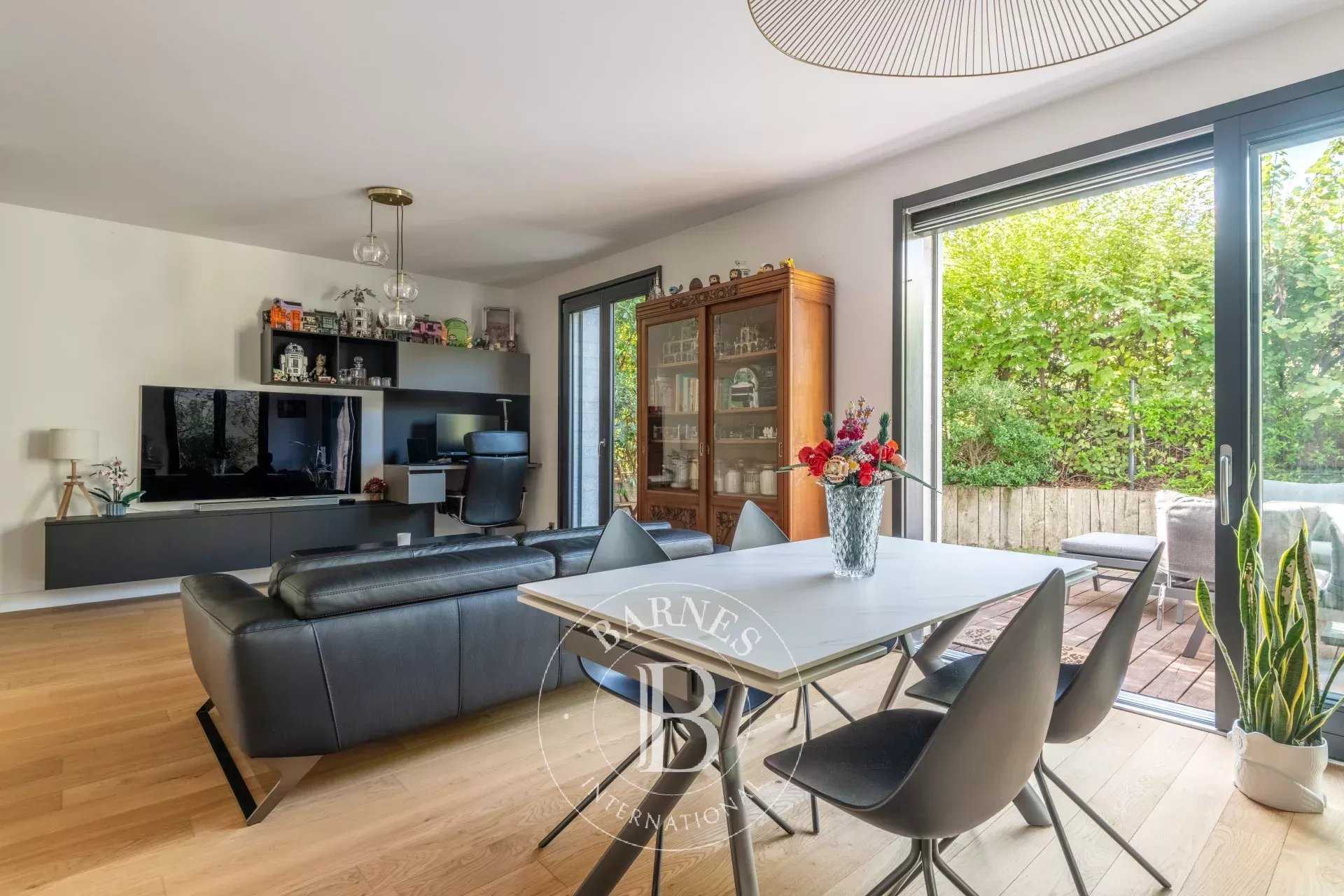 Lyon  - Appartement 2 Pi&egrave;ces, 1 Chambre