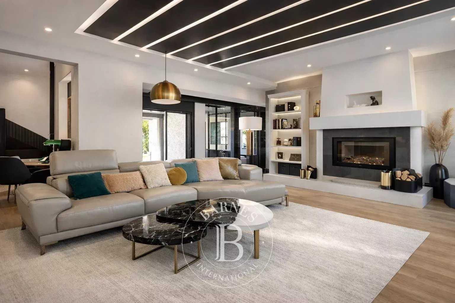 Saint-Cyr-au-Mont-d'Or  - Maison 7 Pi&egrave;ces 3 Chambres