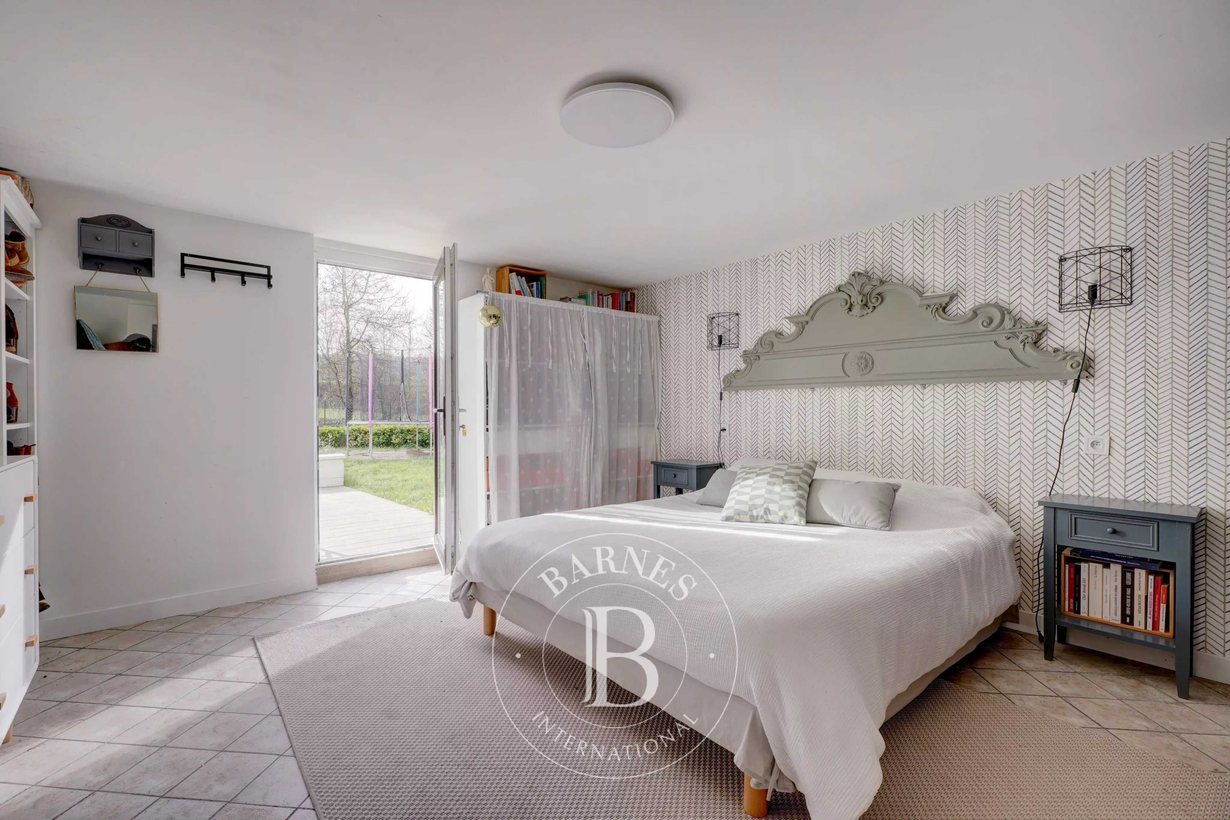 Saint-Symphorien-d'Ozon  - Maison 8 Pi&egrave;ces 6 Chambres