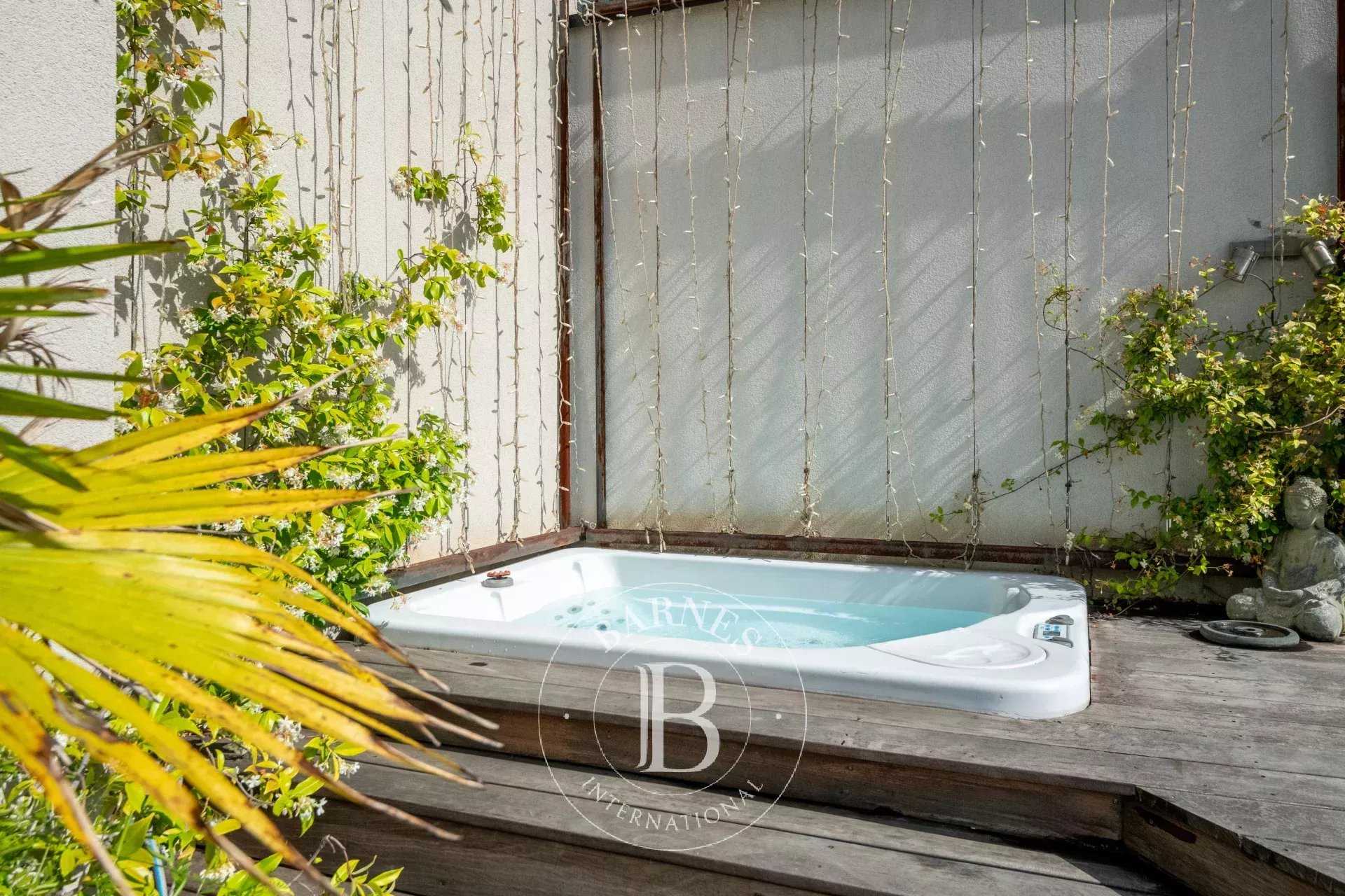 Lyon  - Appartement 3 Pi&egrave;ces, 1 Chambre