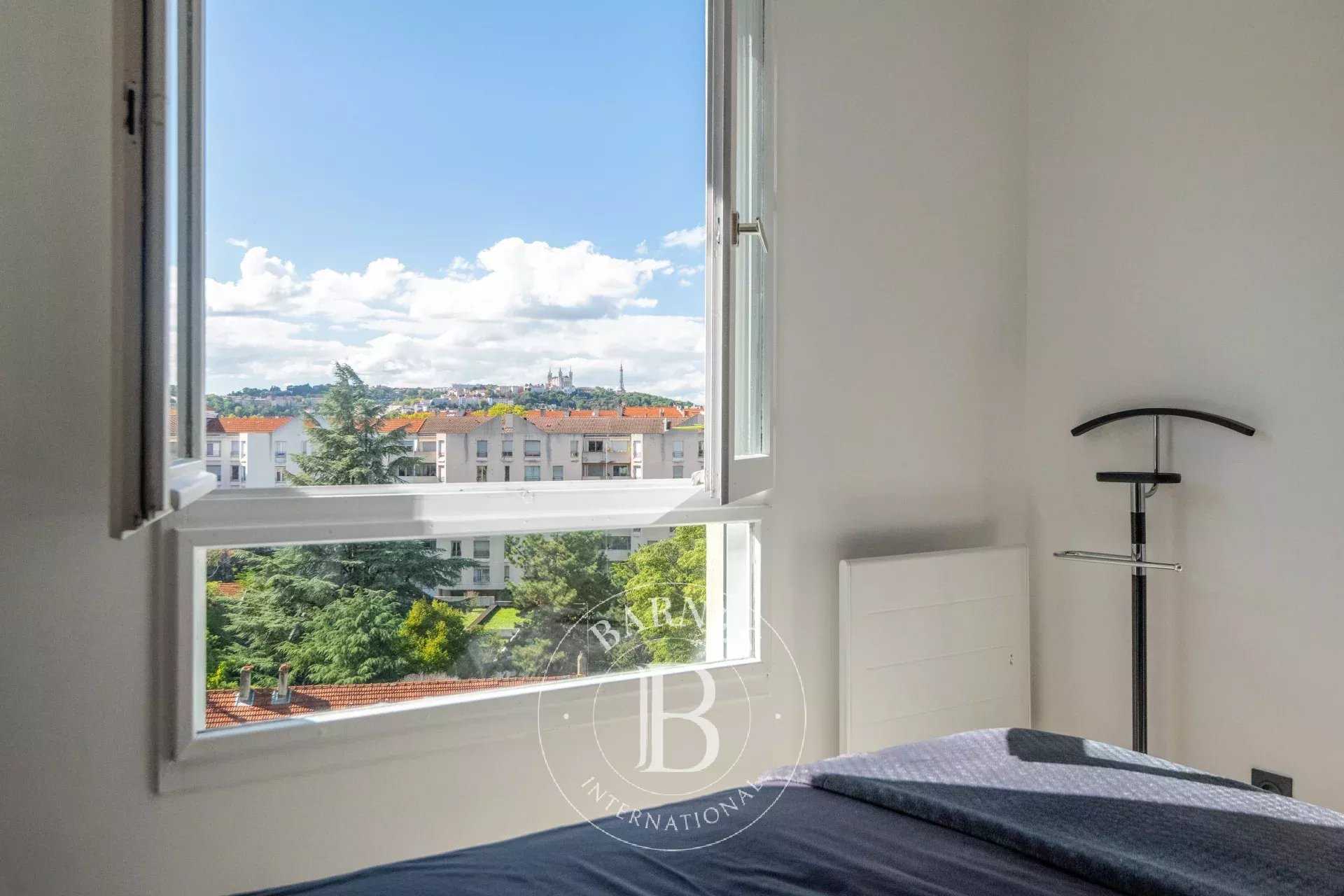 Lyon  - Appartement 2 Pi&egrave;ces, 1 Chambre