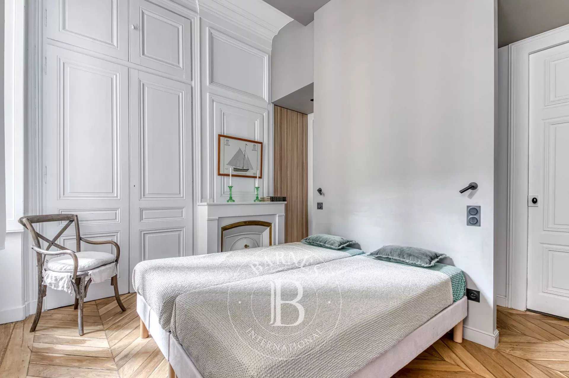 Lyon  - Appartement 3 Pi&egrave;ces 2 Chambres