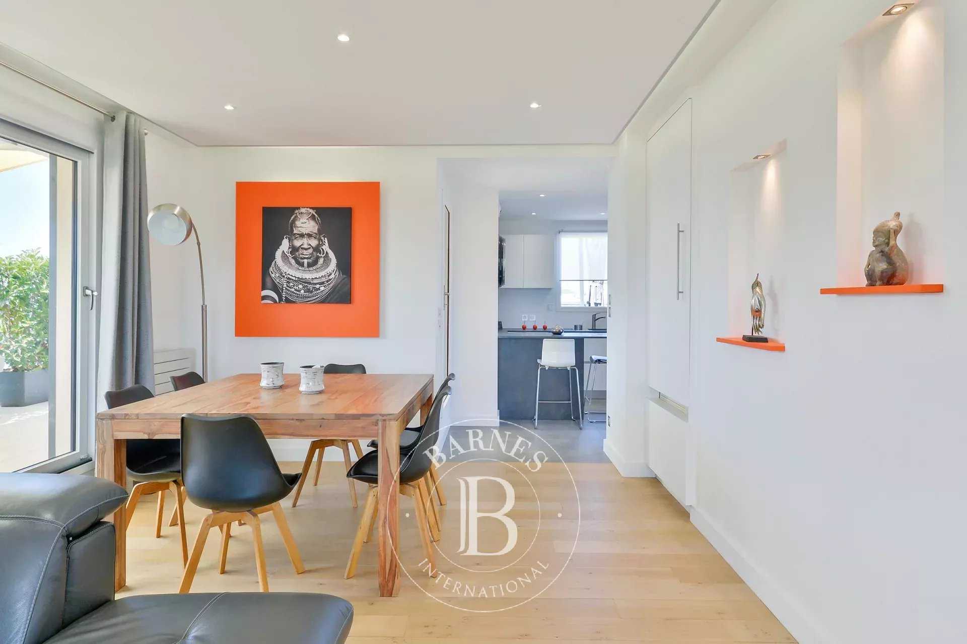 Lyon  - Appartement 5 Pièces 4 Chambres