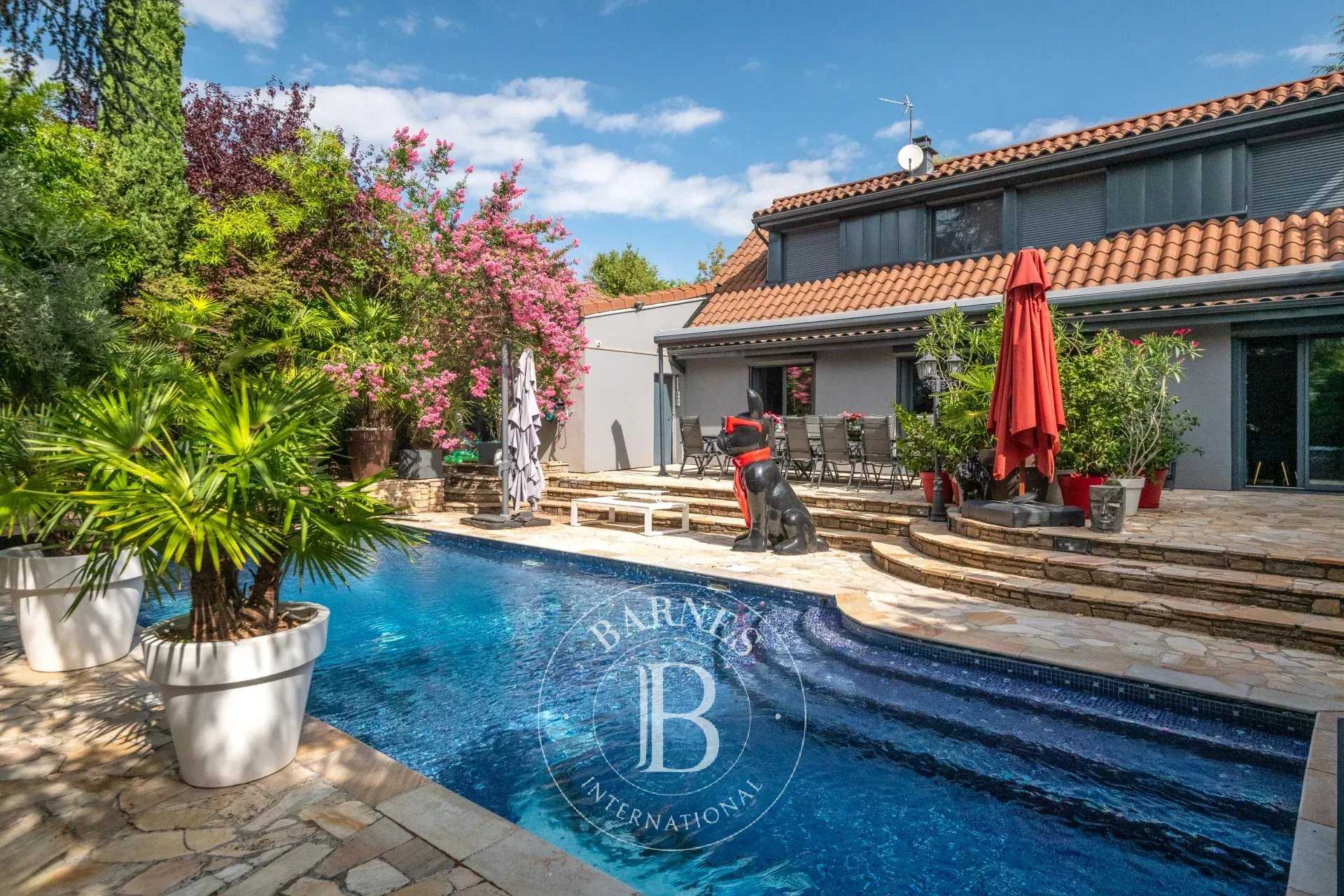 Maison Saint-Priest  -  ref 85670630 (picture 1)