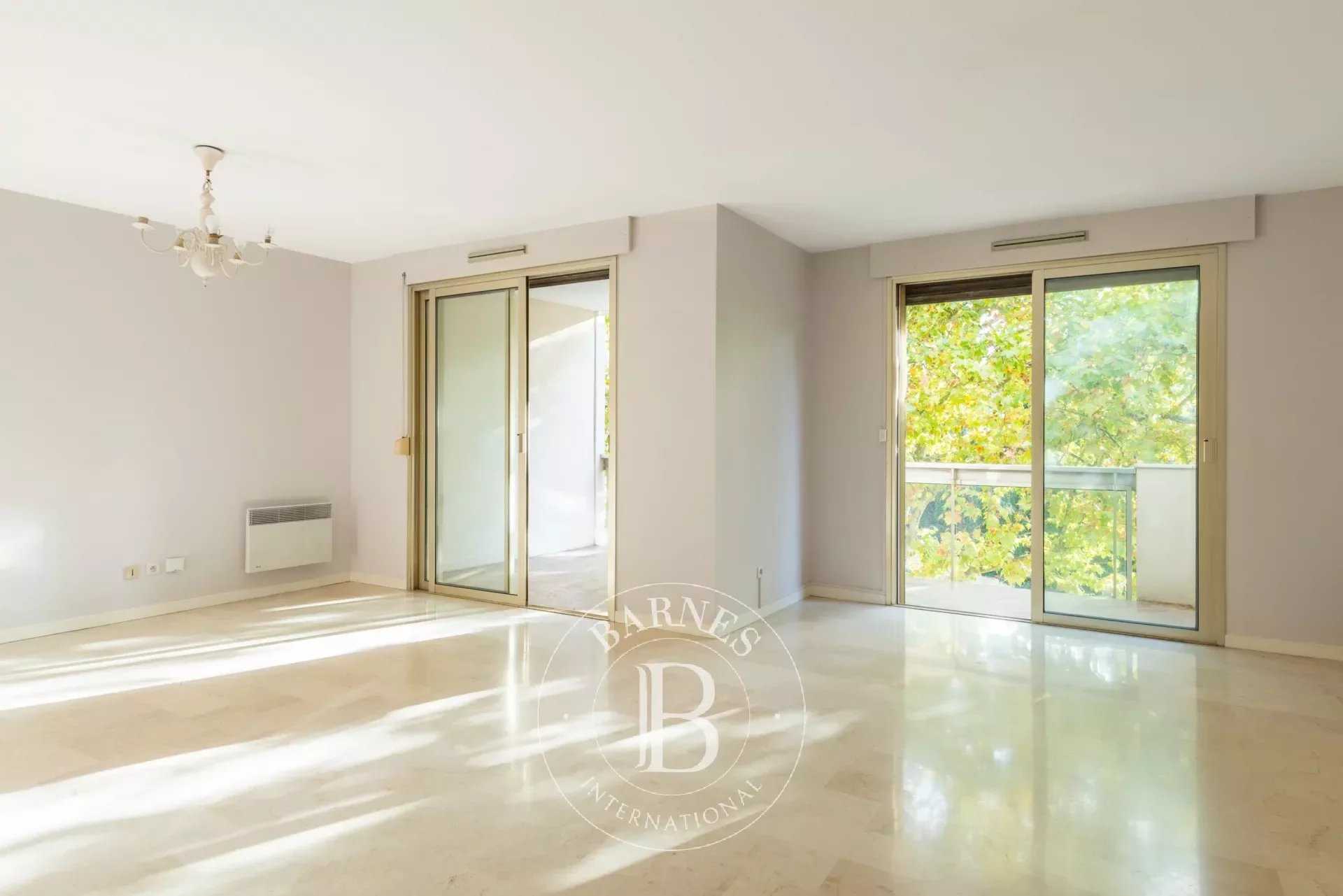 Appartement Lyon 69004  -  ref 83406222 (picture 2)