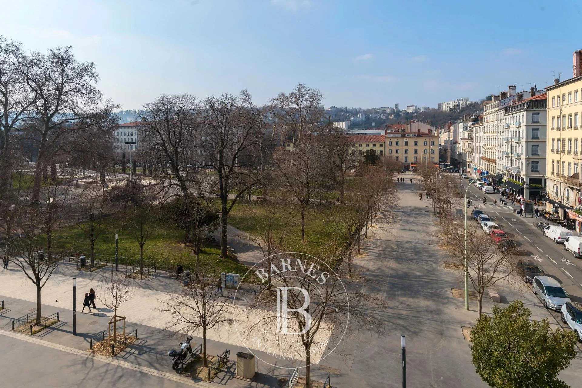 Appartement Lyon 69002  -  ref 8066184 (picture 2)