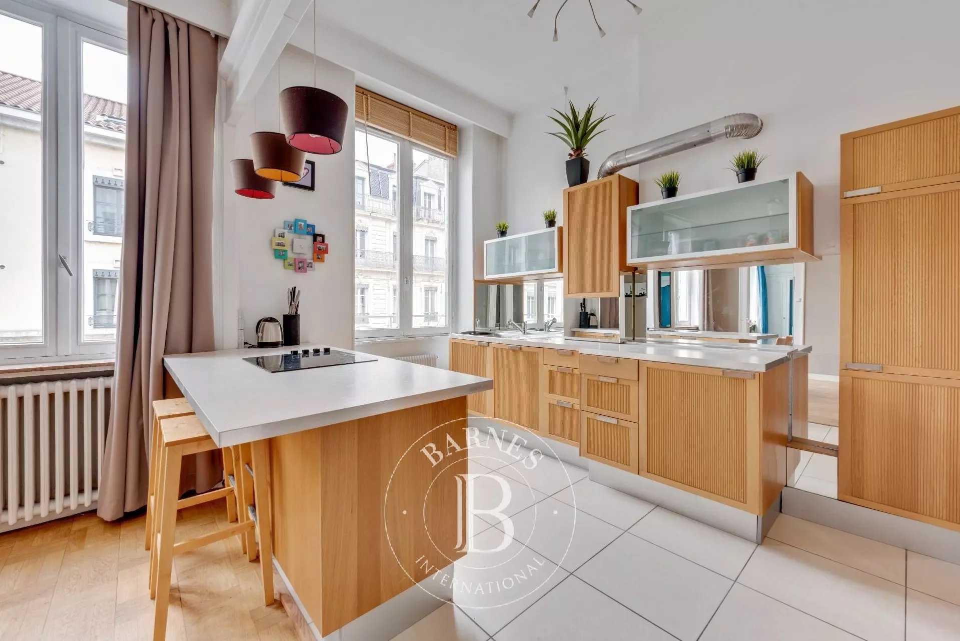 Appartement Lyon 69006  -  ref 2496402 (picture 3)