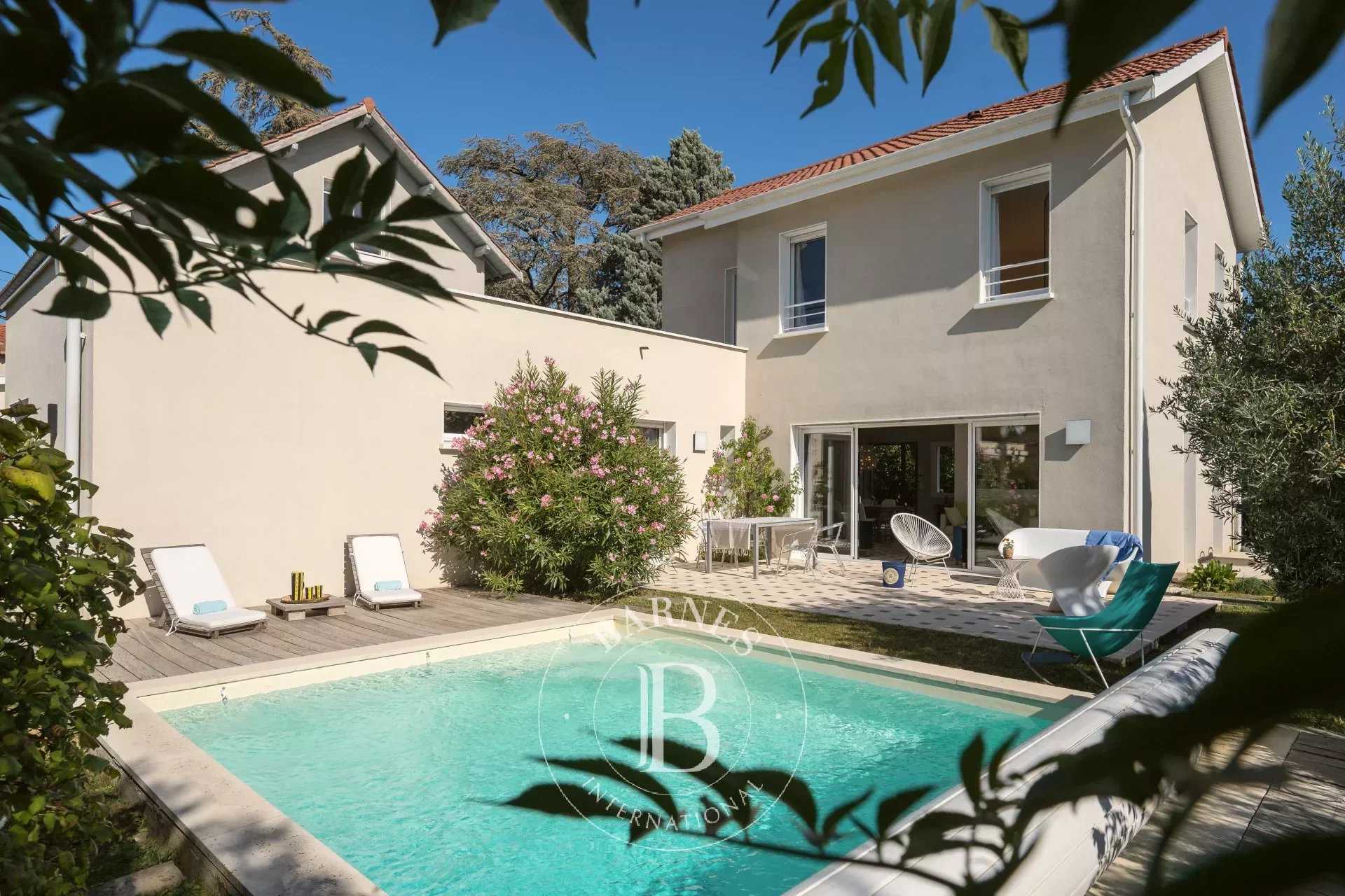 Maison Sainte-Foy-lès-Lyon  -  ref 83476349 (picture 1)