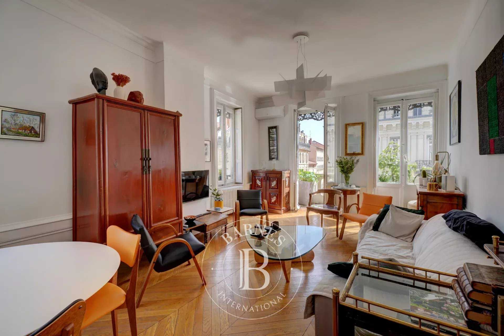 Appartement Lyon 69002  -  ref 82894186 (picture 1)