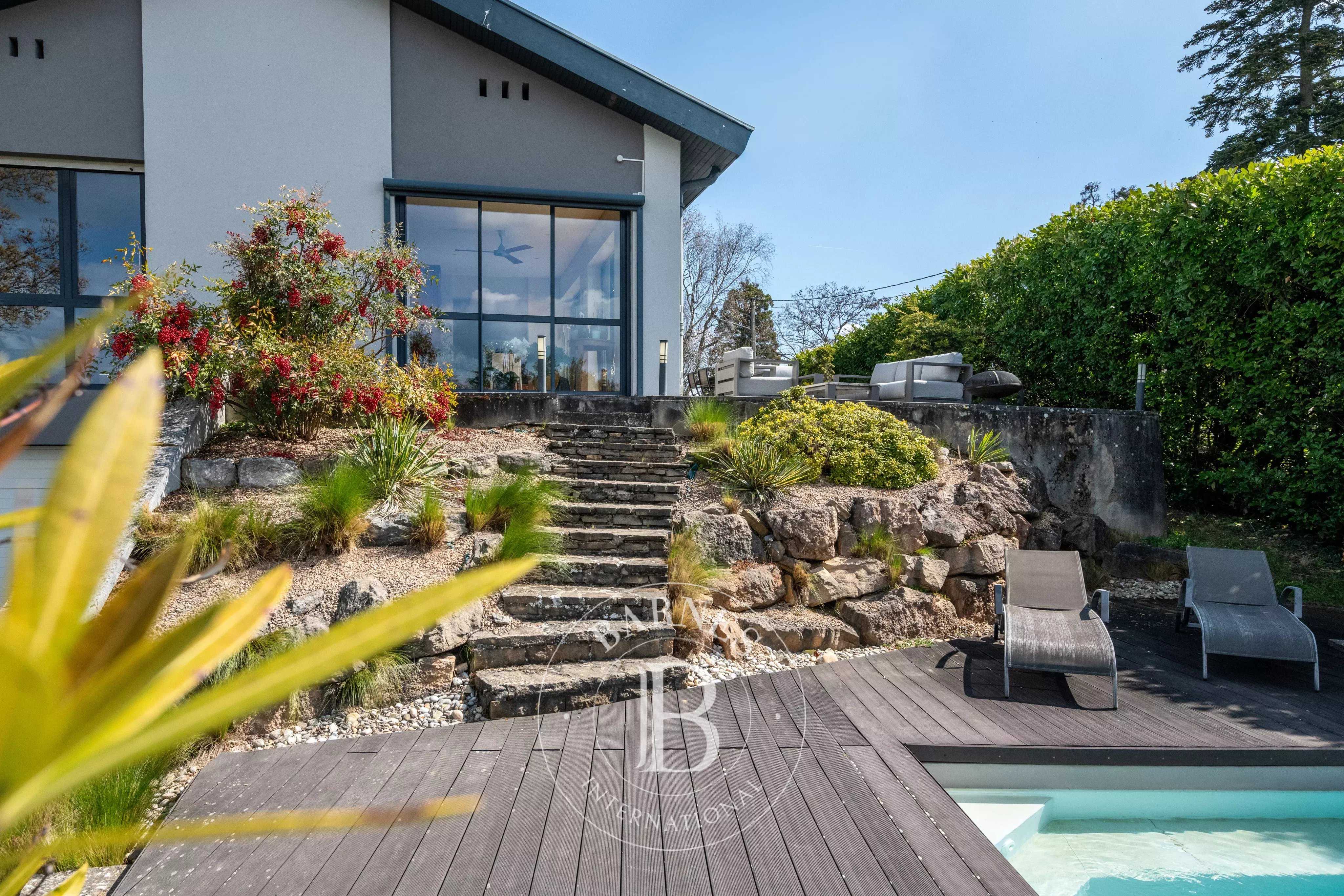 Maison Saint-Didier-au-Mont-d'Or  -  ref 86831862 (picture 2)