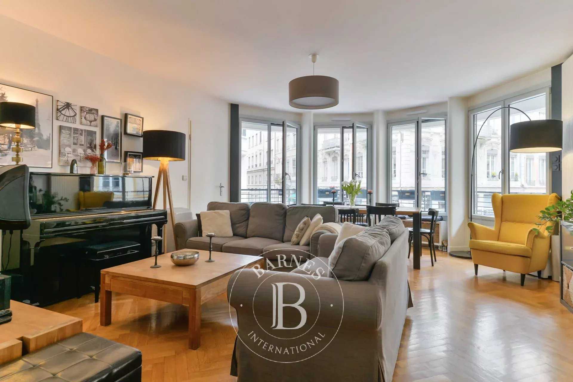 Apartment Lyon 69006  -  ref 85674816 (picture 1)