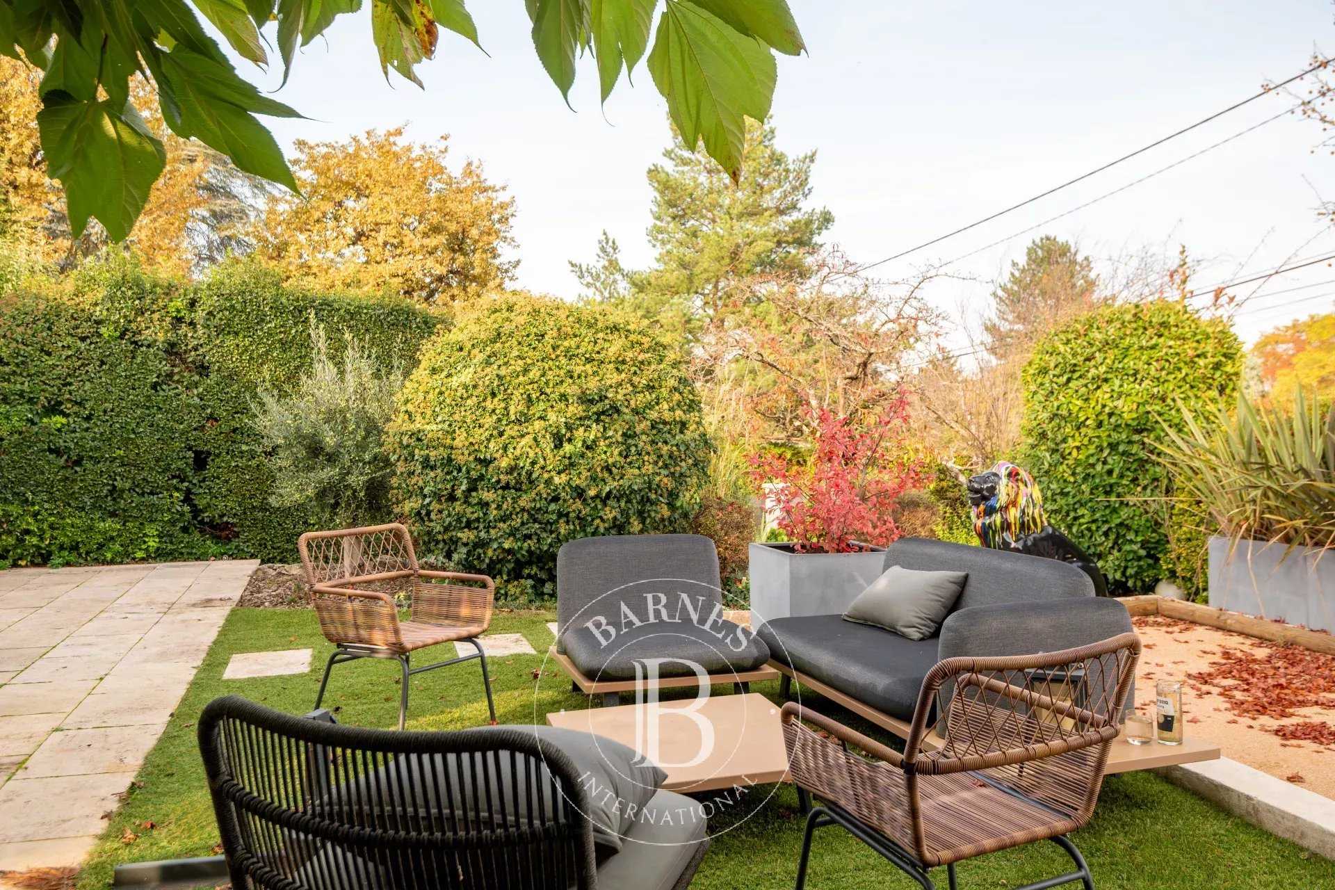 Maison Tassin-la-Demi-Lune  -  ref 85297819 (picture 2)