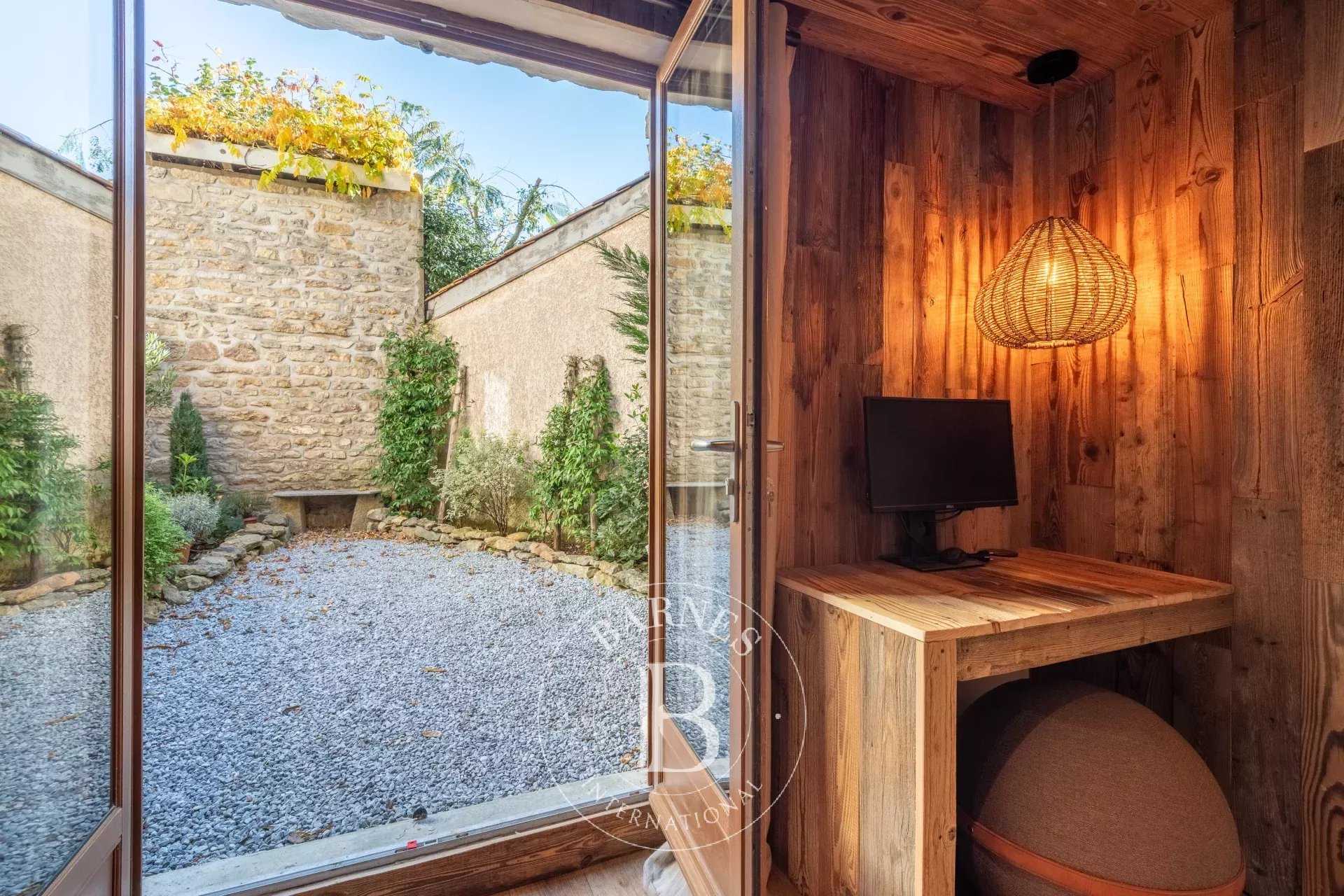 Village house Saint-Didier-au-Mont-d'Or  -  ref 86229546 (picture 1)