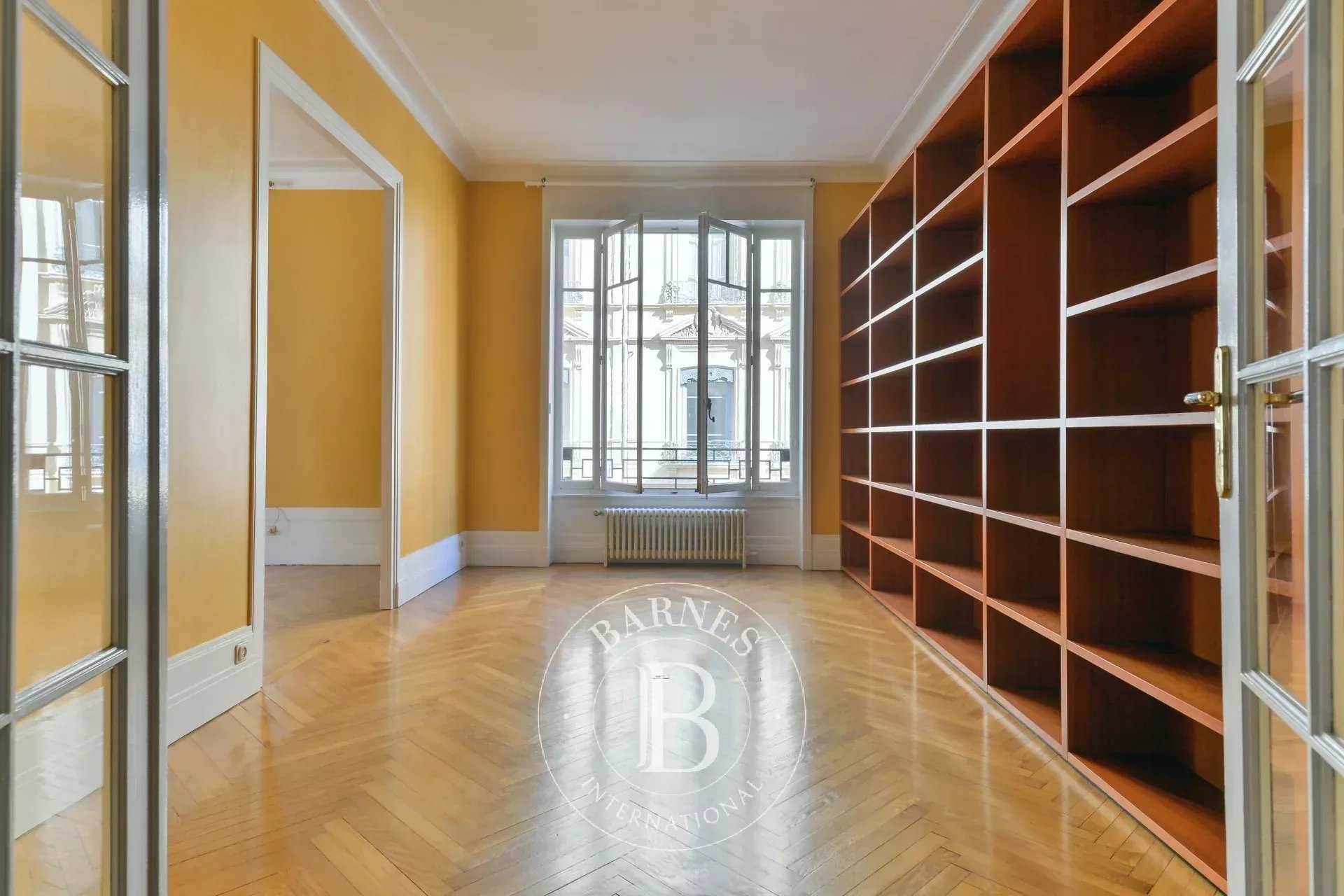 Appartement Lyon 69006  -  ref 85633510 (picture 3)