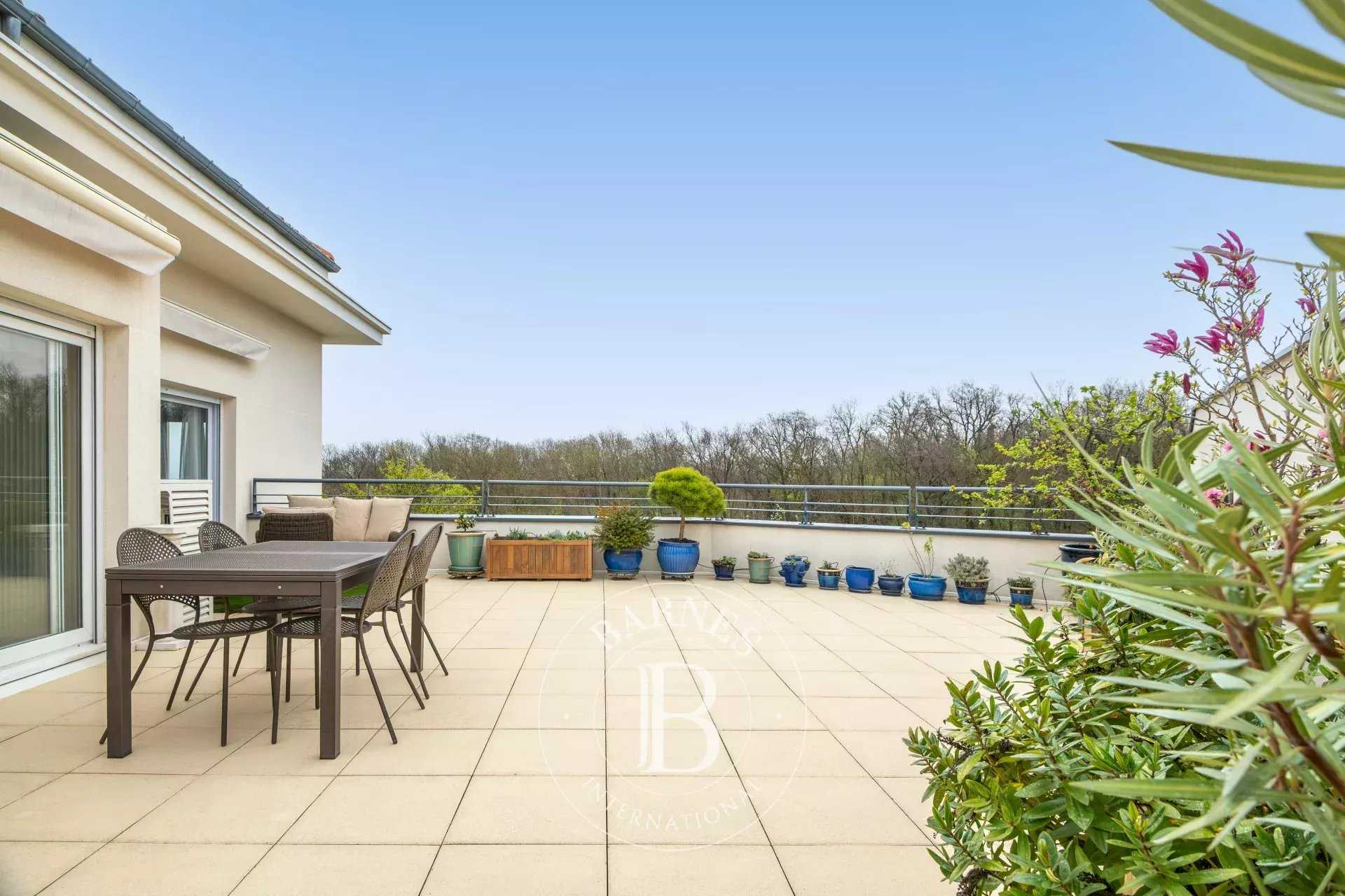 Piso Bron  -  ref 85303810 (picture 1)